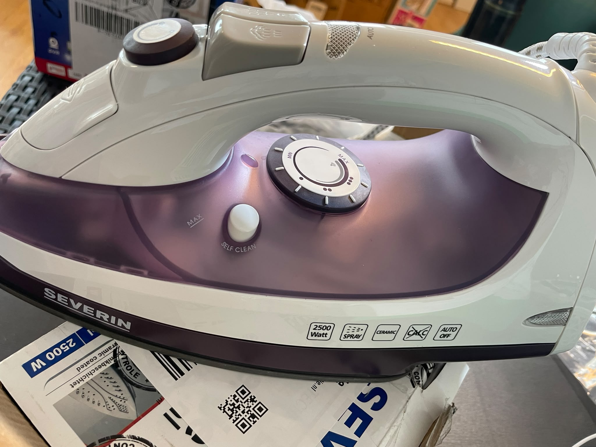 Severin BA 3210 Stoomstrijkijzer 2500W – Keramik (Nieuw)
