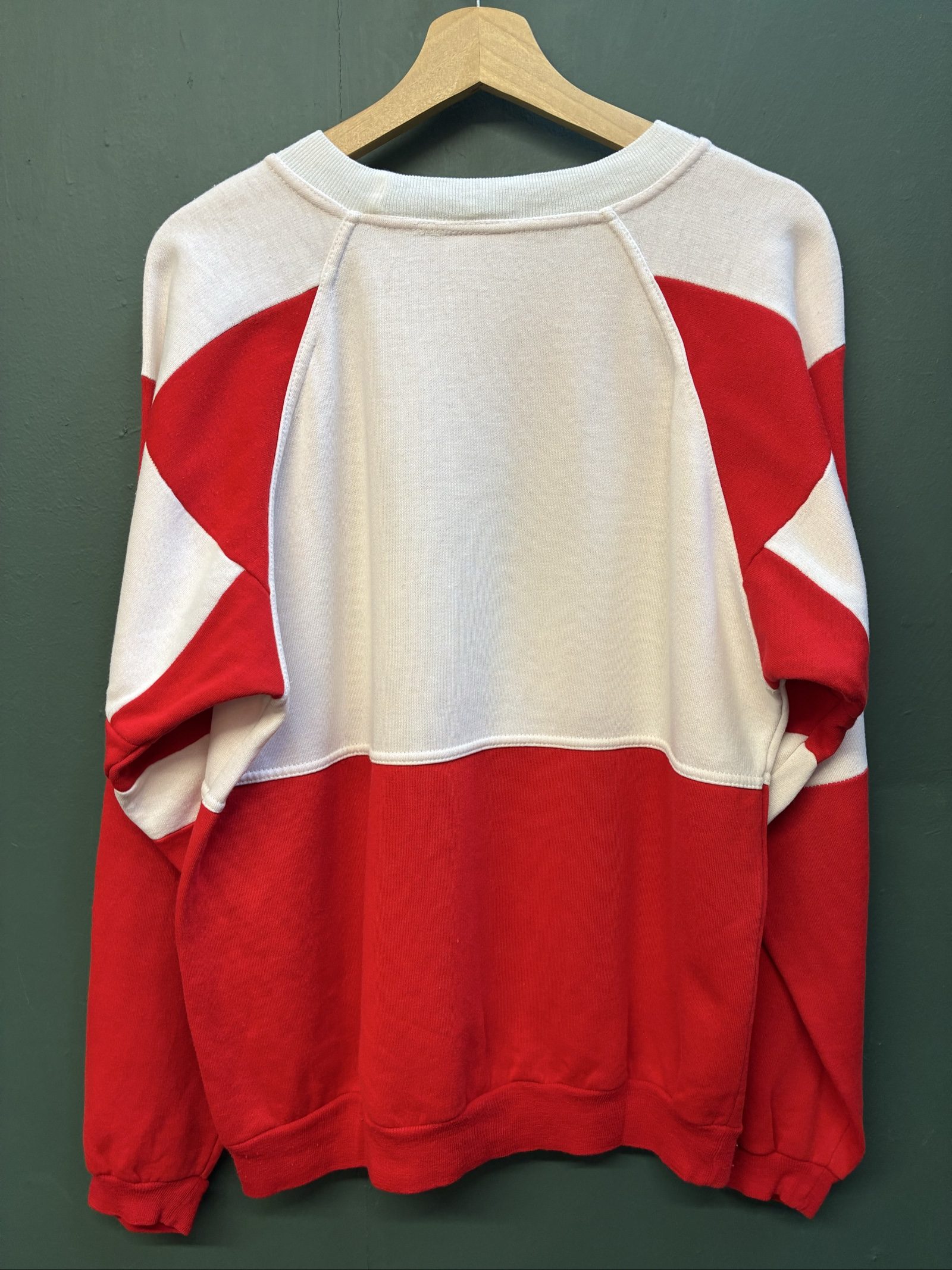 Vintage Bari Red & White sweater Italy 90s Football Club Sweatshirt medium image 5