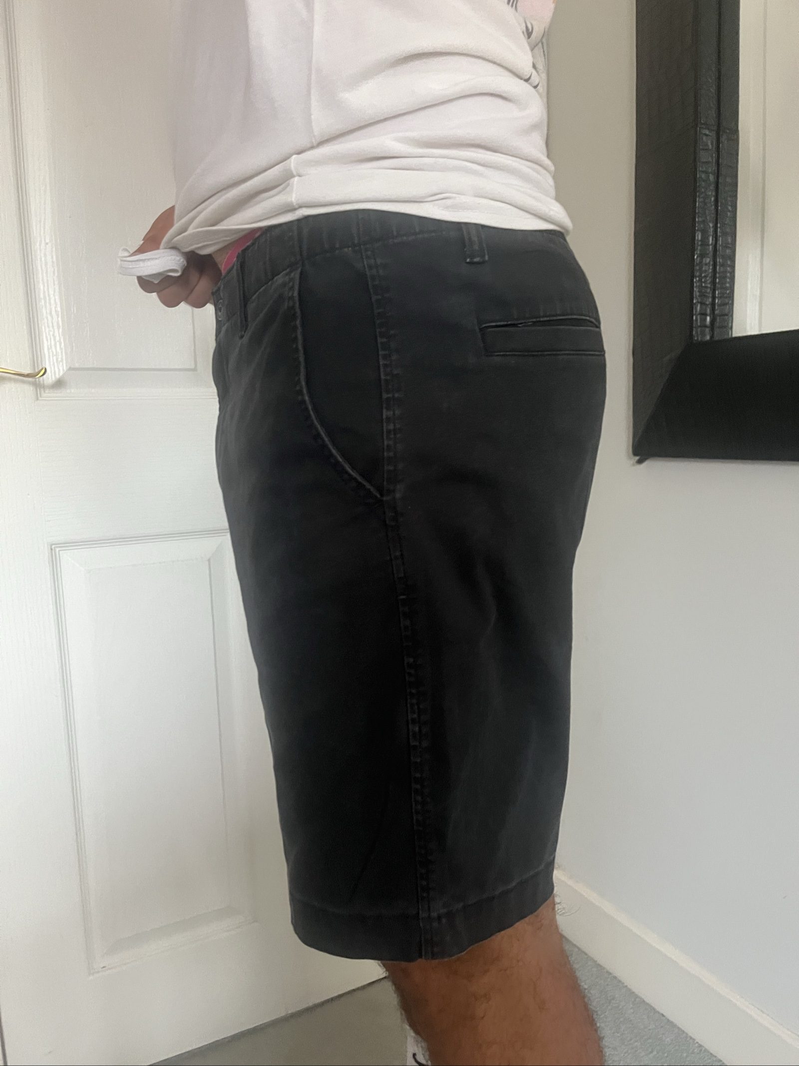 Levi's Black Men's Chino Shorts Medium with Buttoned Back Pockets image 5