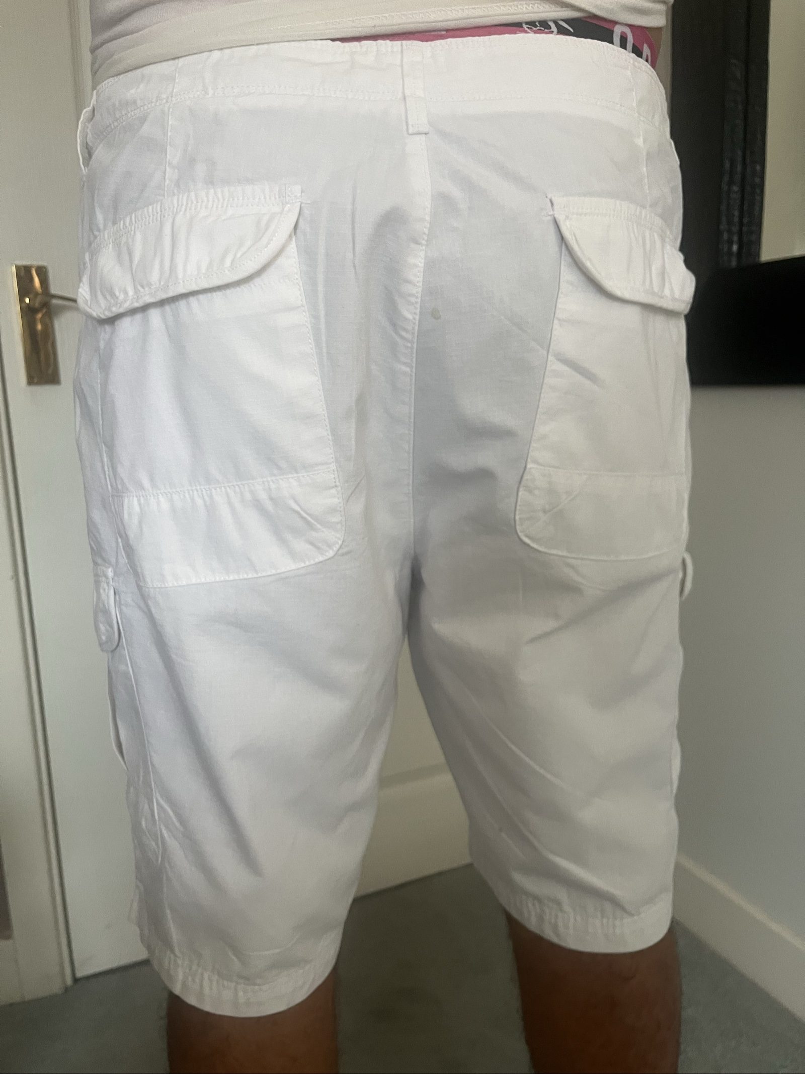 Calvin Klein White Cotton Cargo Shorts 38 image 2