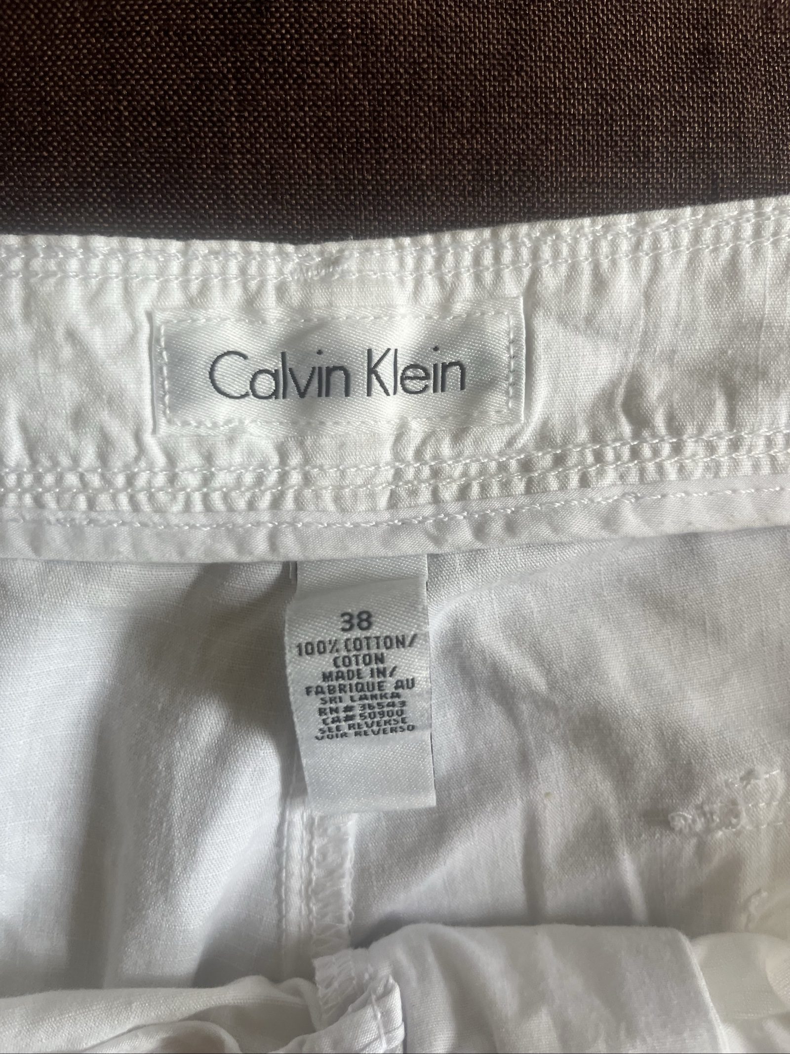 Calvin Klein White Cotton Cargo Shorts 38 image 5