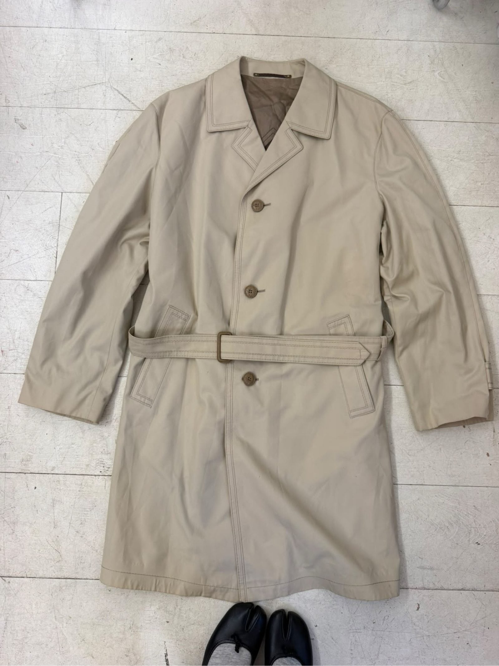 Classic Beige Men's Trench Coat Size Large with Belt