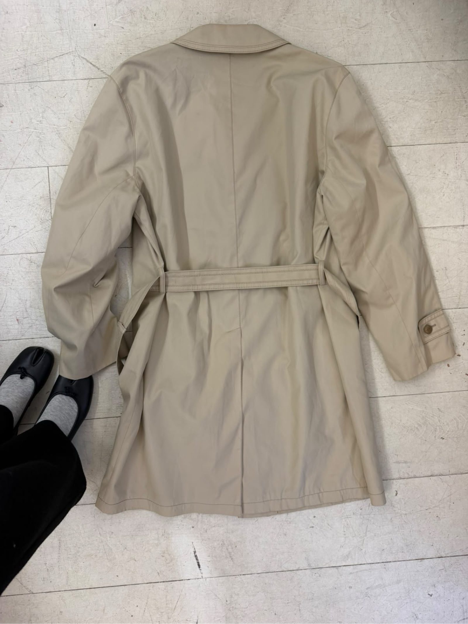 Classic Beige Men's Trench Coat Size Large with Belt image 3