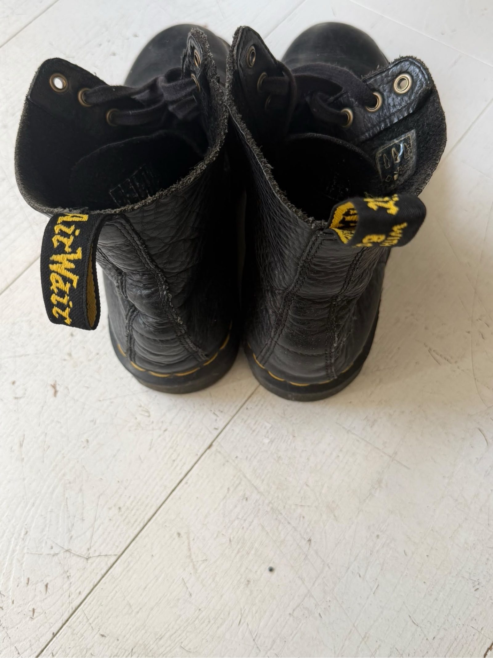 Dr Martens Black Leather Lace-Up Boots UK 5 image 2
