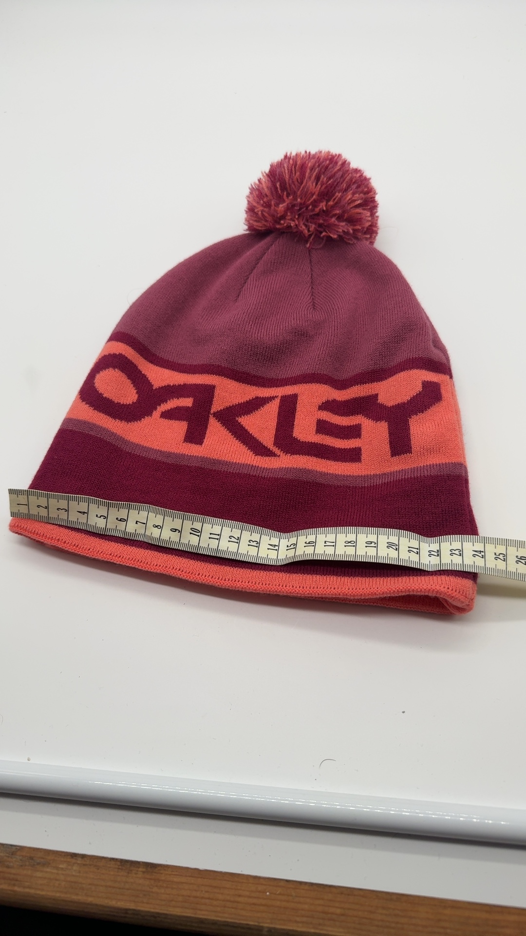 Oakley Beanie Mütze Bordeaux Orange | Logo Bommel Wintermütze image 9