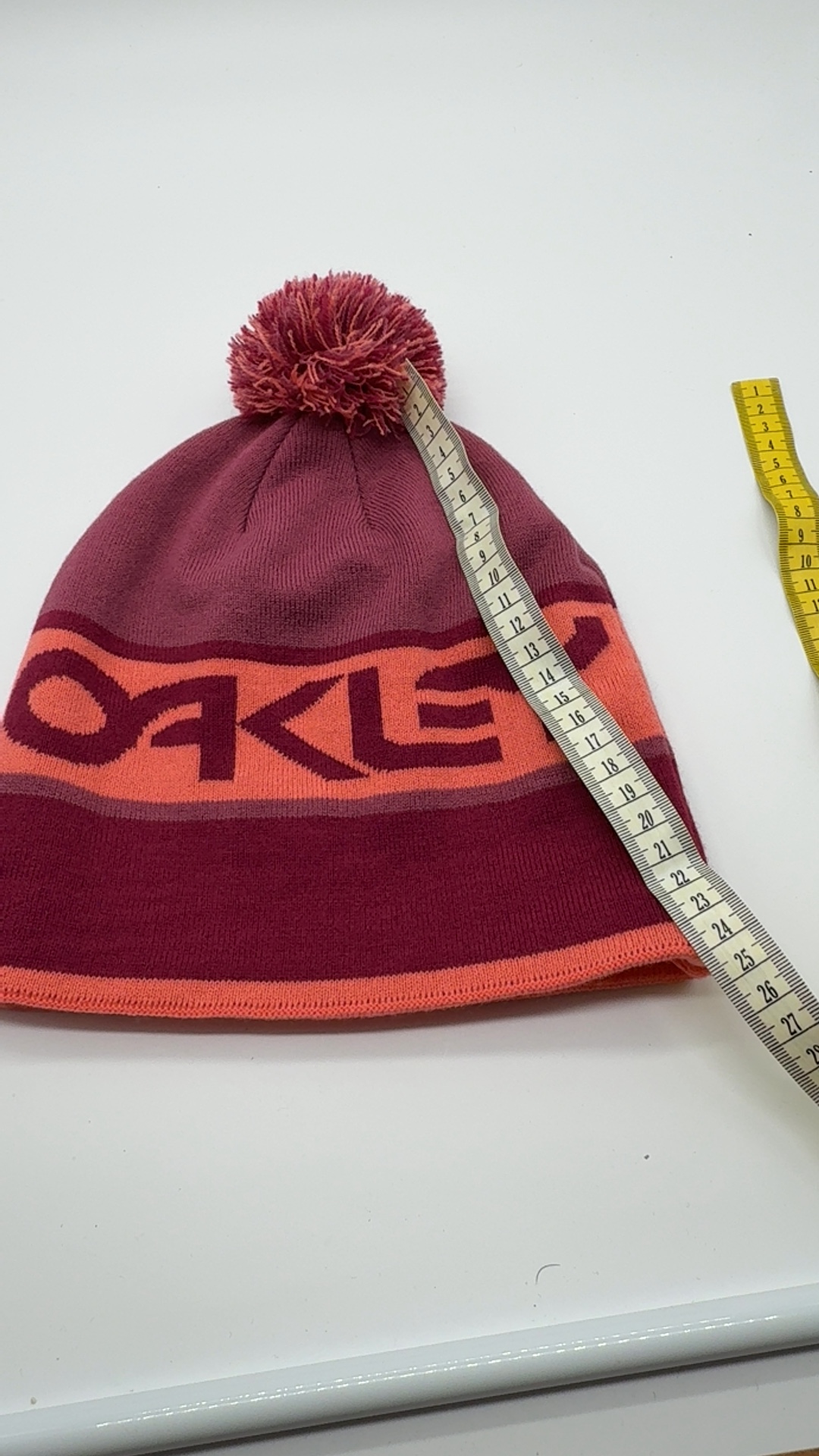 Oakley Beanie Mütze Bordeaux Orange | Logo Bommel Wintermütze image 10