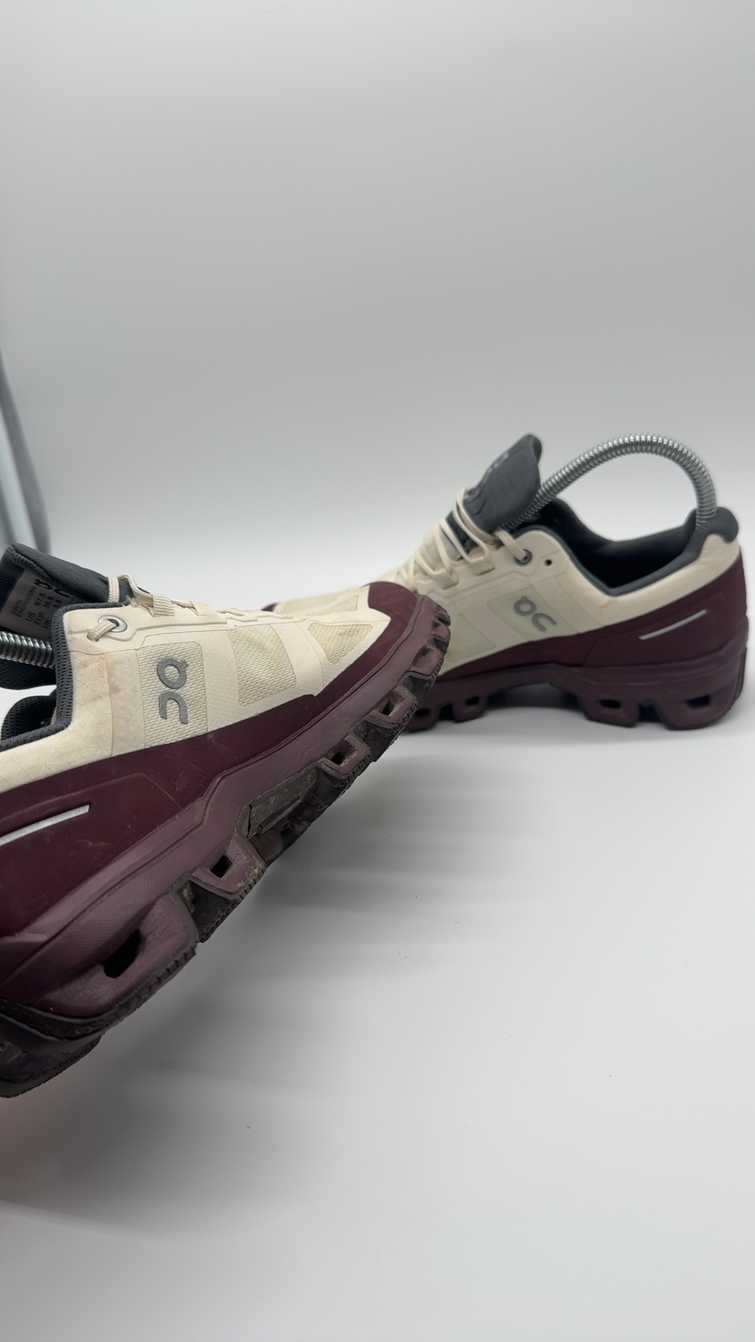 On Cloudventure Trail Running Schuhe Beige Bordeaux Gr. 38.5 | Damen Outdoor image 6