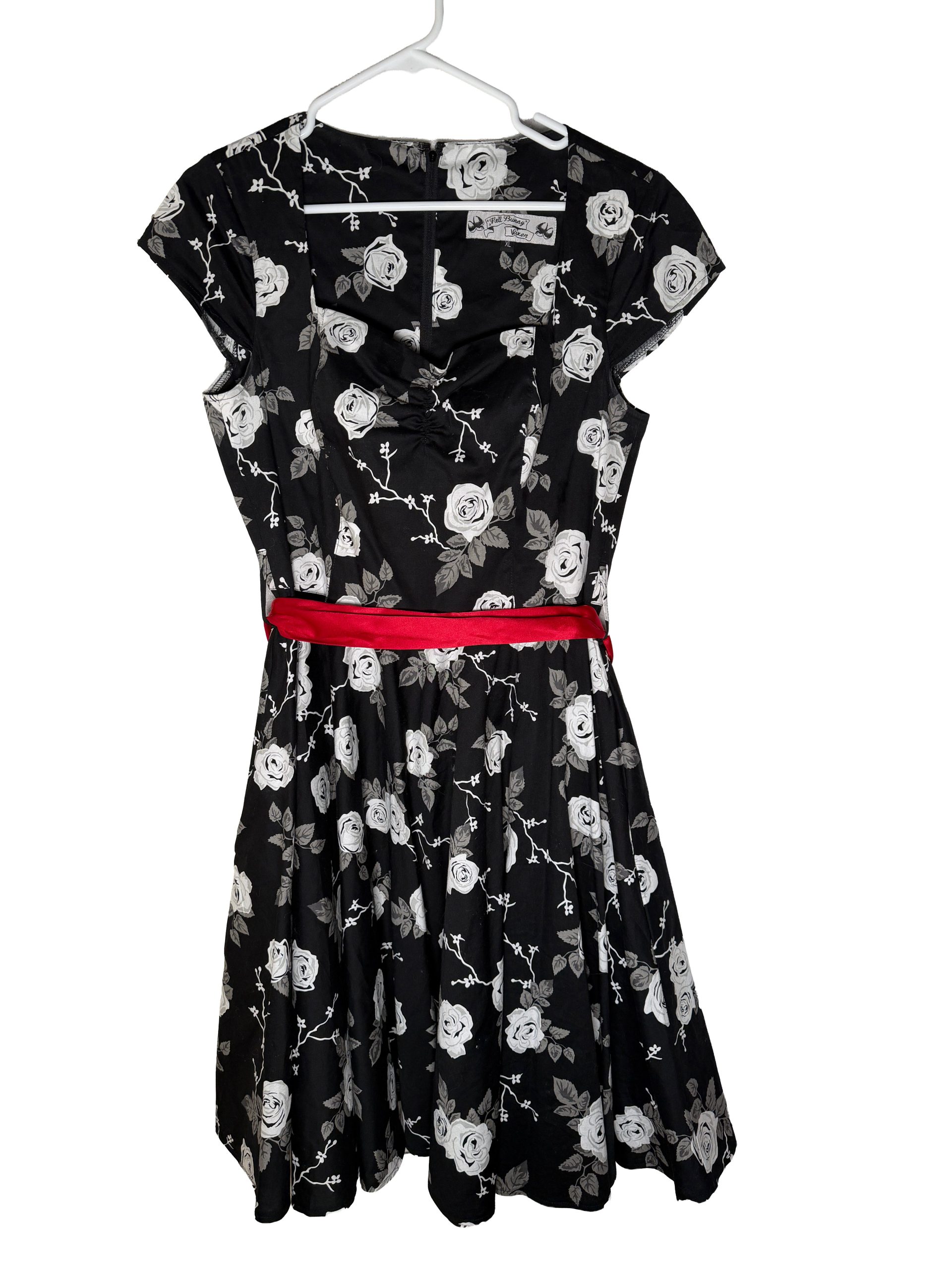 Hot Topic - Women's Black Fit N Flare Dress - Size XL