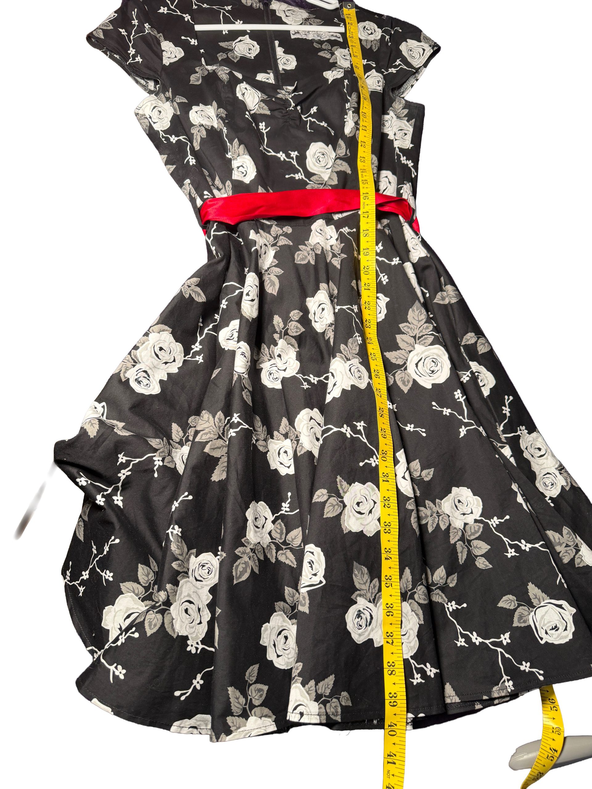 Hot Topic - Women's Black Fit N Flare Dress - Size XL image 5