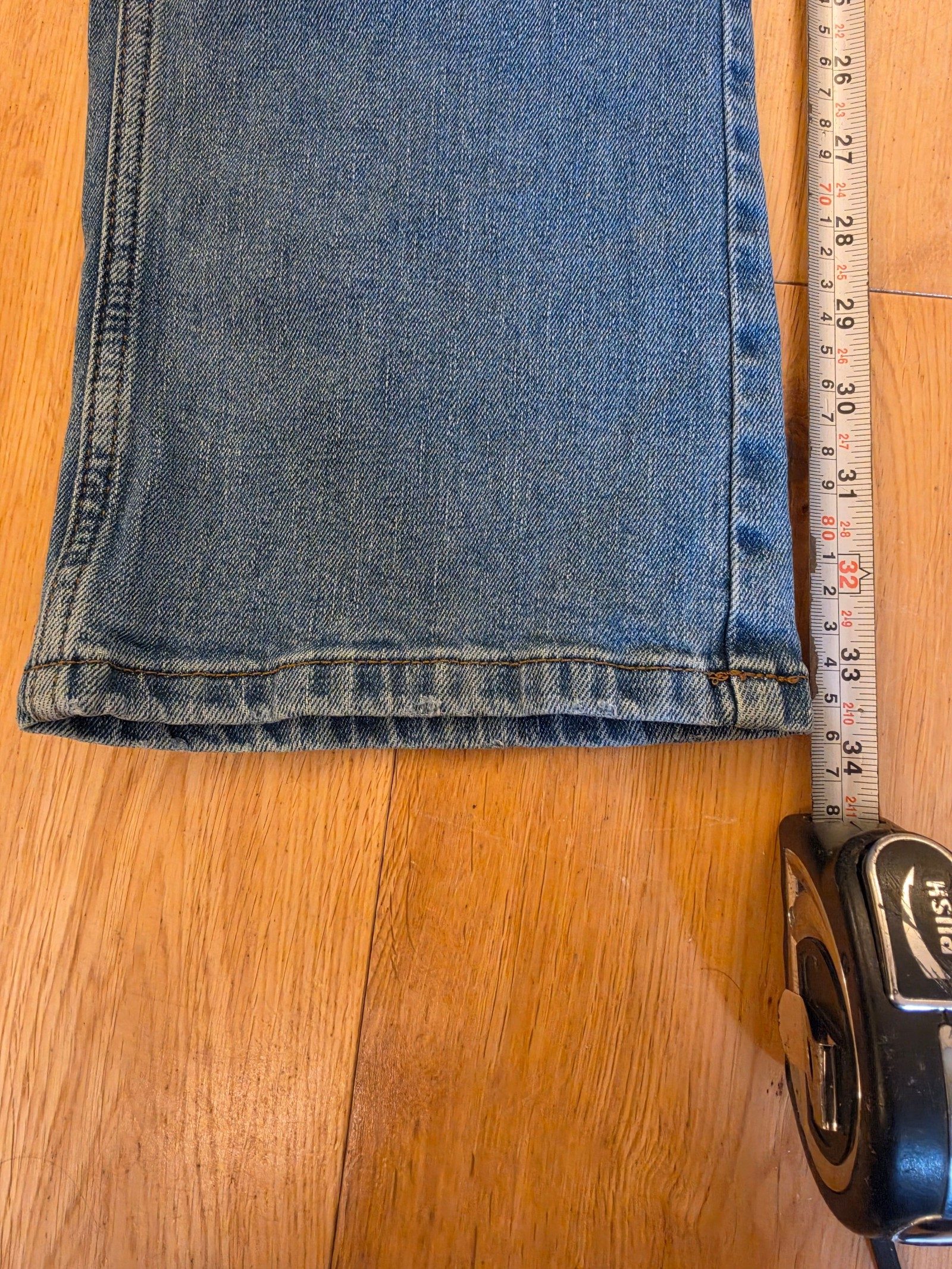 Wrangler Blue Denim Jeans Medium Wash 30 x32 Inch Leg Length image 4