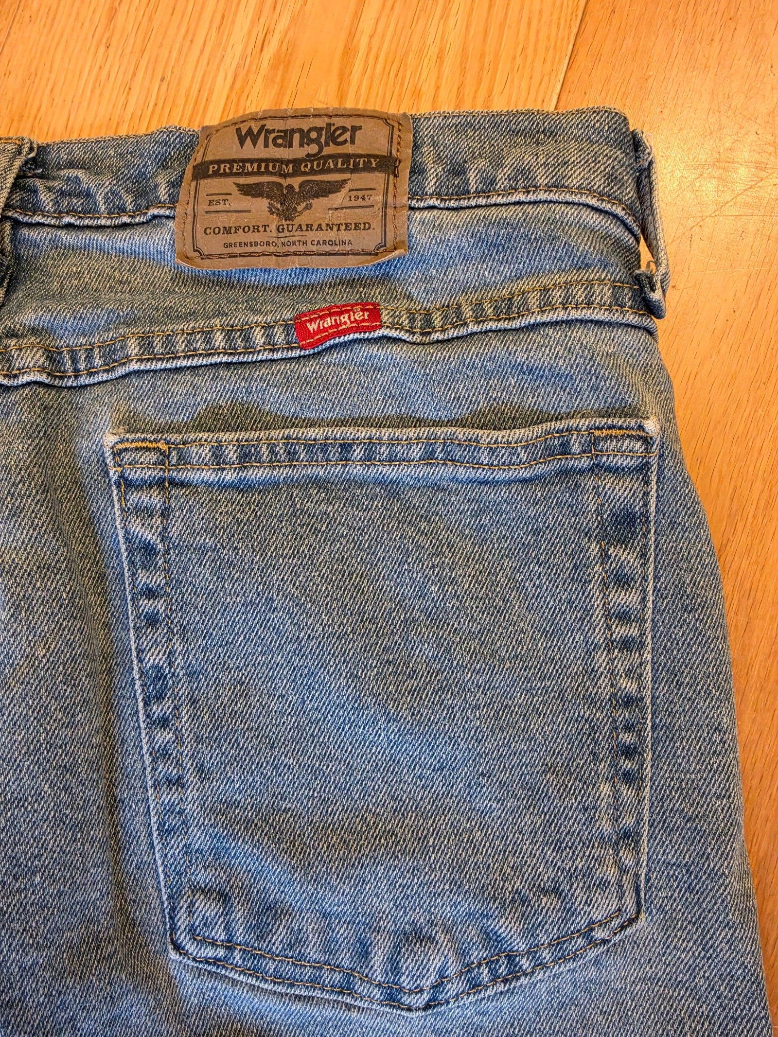 Wrangler Blue Denim Jeans 33" x 30" image 9