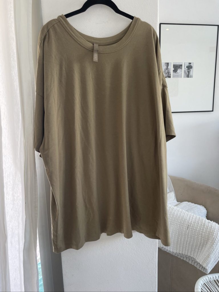 Skims Brown Oversized Cotton Blend T-Shirt XL with Small White Stains