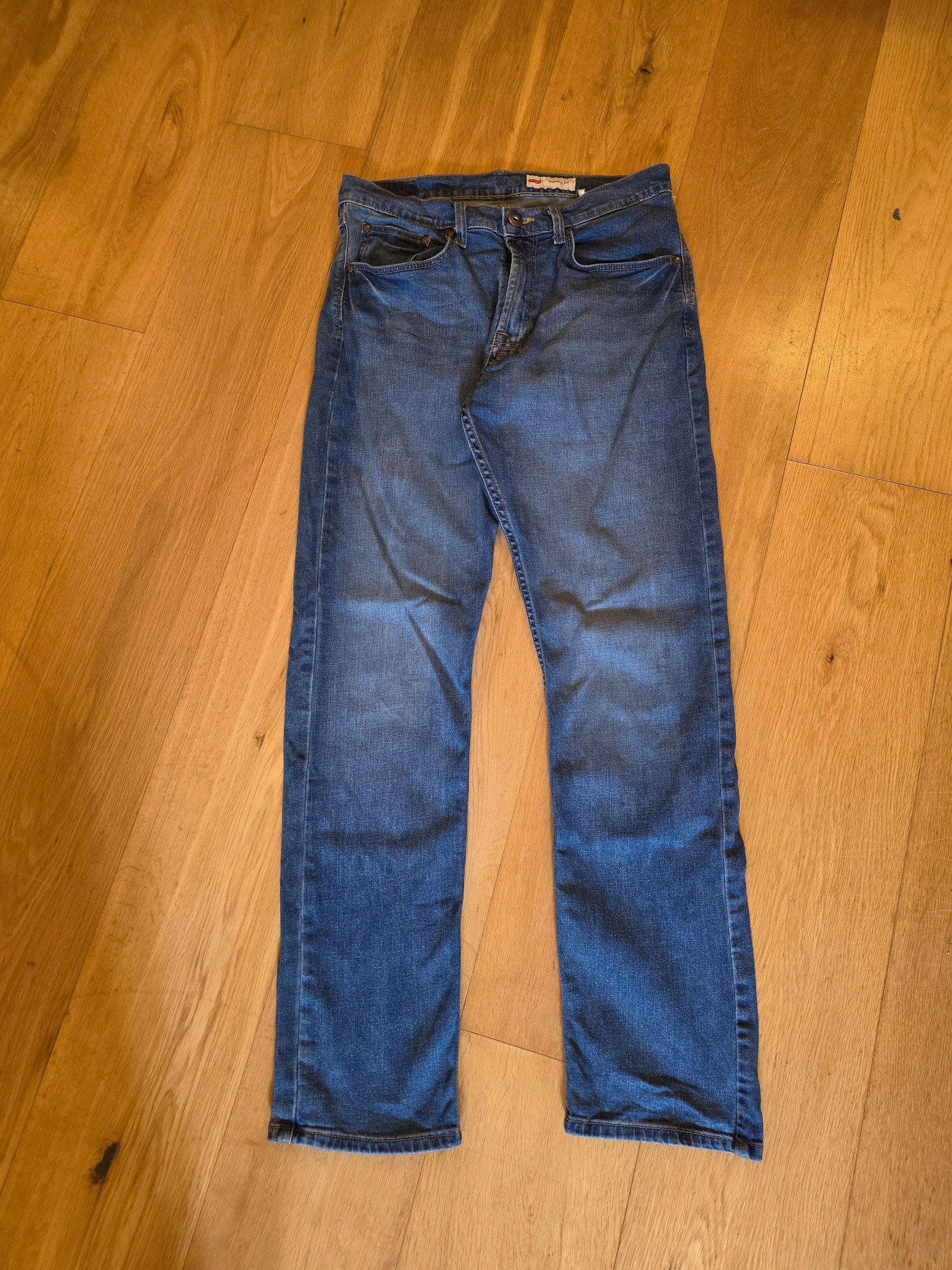 Wrangler Blue Athletic Fit Jeans 30 Waist 30 length image 2