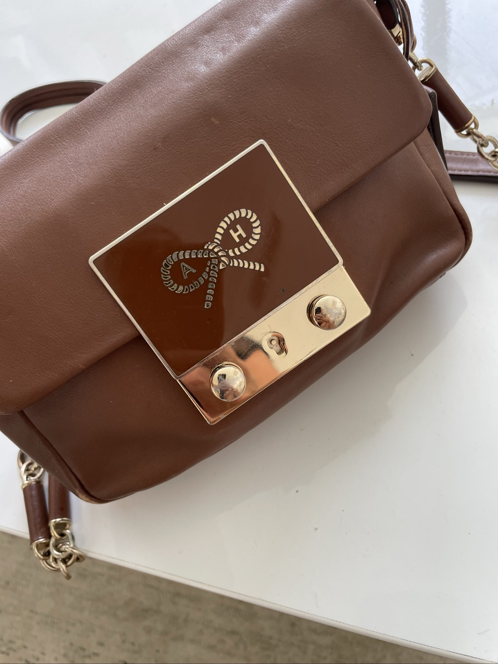 Alviero Martini Brown Leather Crossbody Handbag image 2