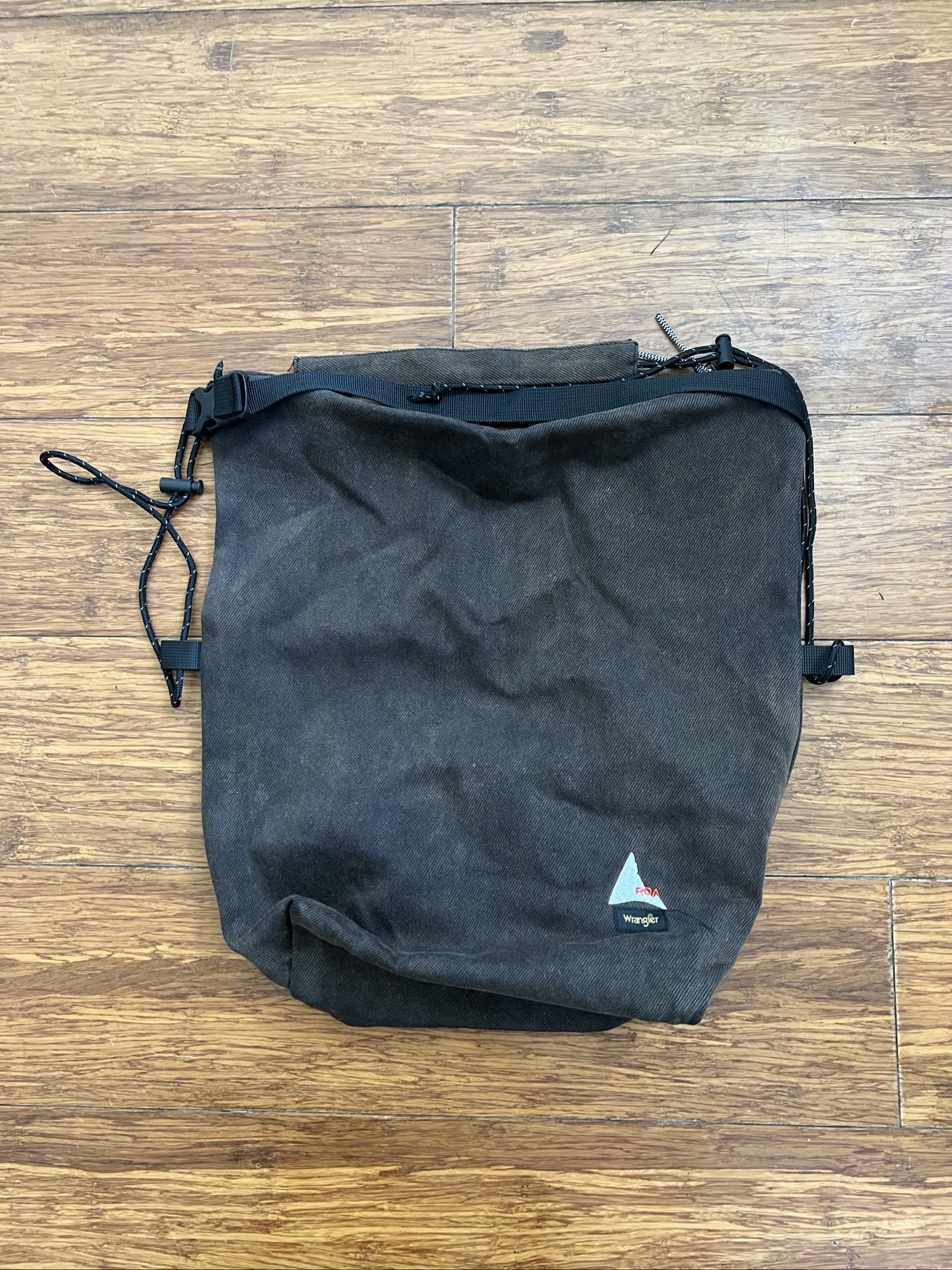 Wrangler x ROA Yuna Crossbody Bag FW25