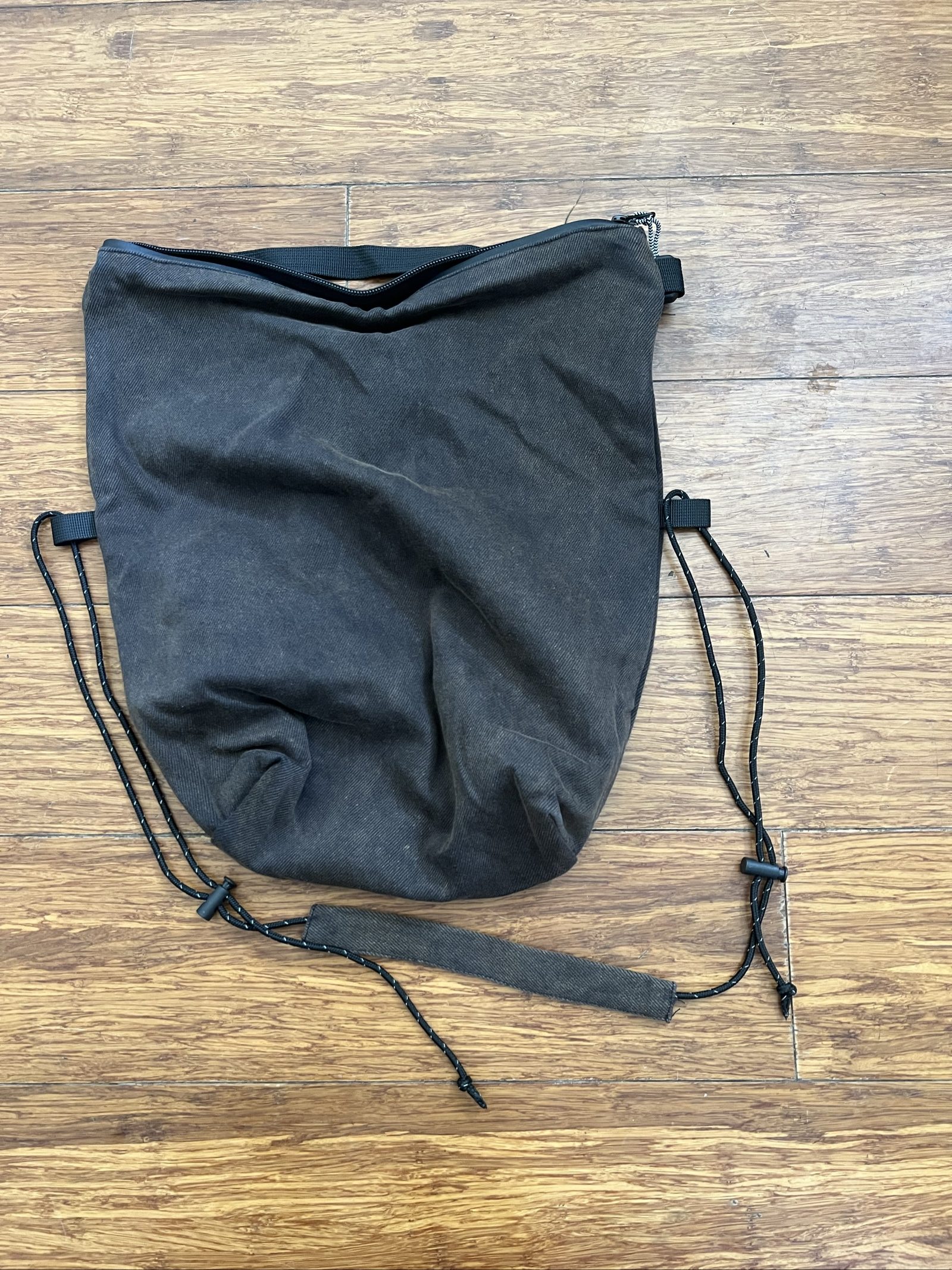 Wrangler x ROA Yuna Crossbody Bag FW25 image 2