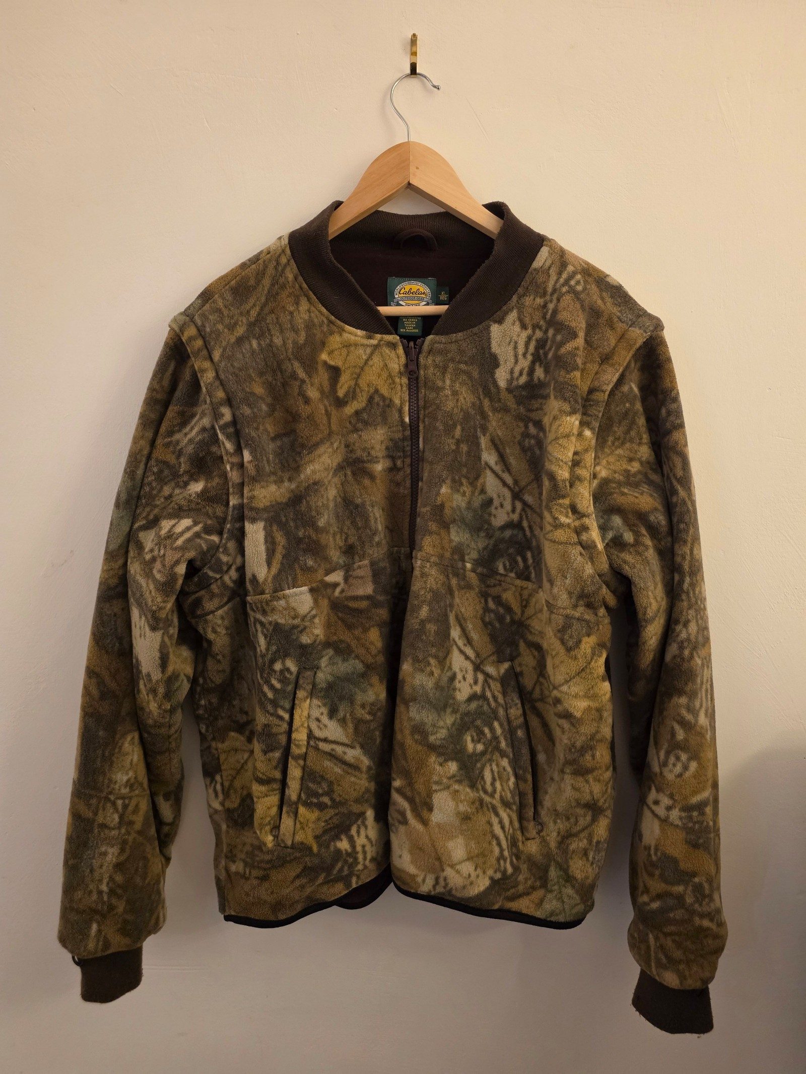 Cabela's Advanage Timber Realtree Fleece Jacket with Removable Sleeves XL