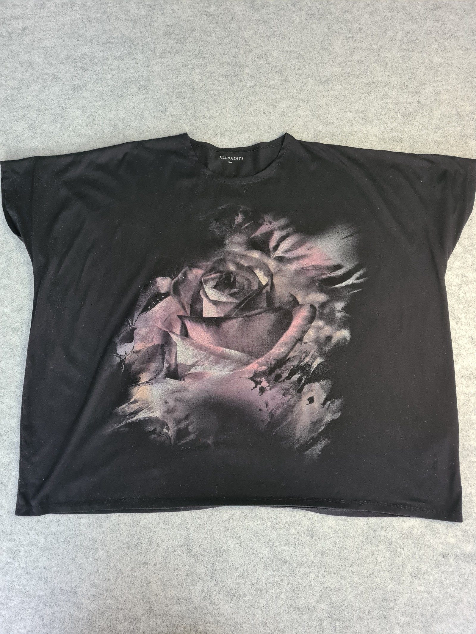AllSaints Black Rose Print T-Shirt Extra Small XS Oversized 1169