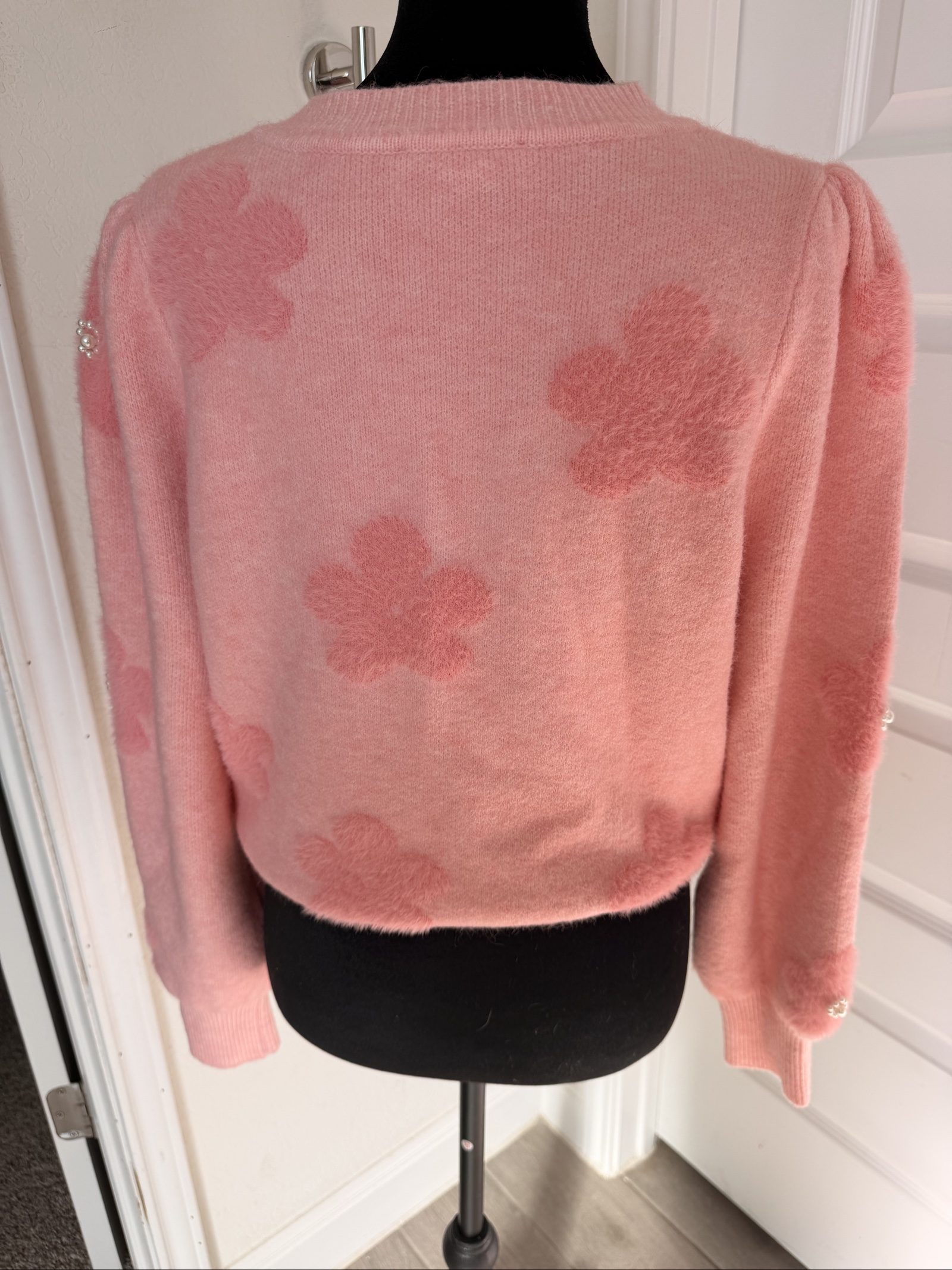 Soft Women's Nanette Lepore size small Pink Floral Pearl Button Cardigan image 6