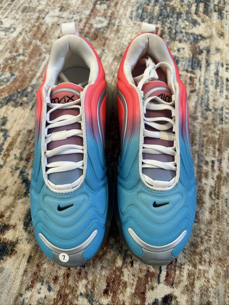 nike air max coral & blue us 8 sneakers