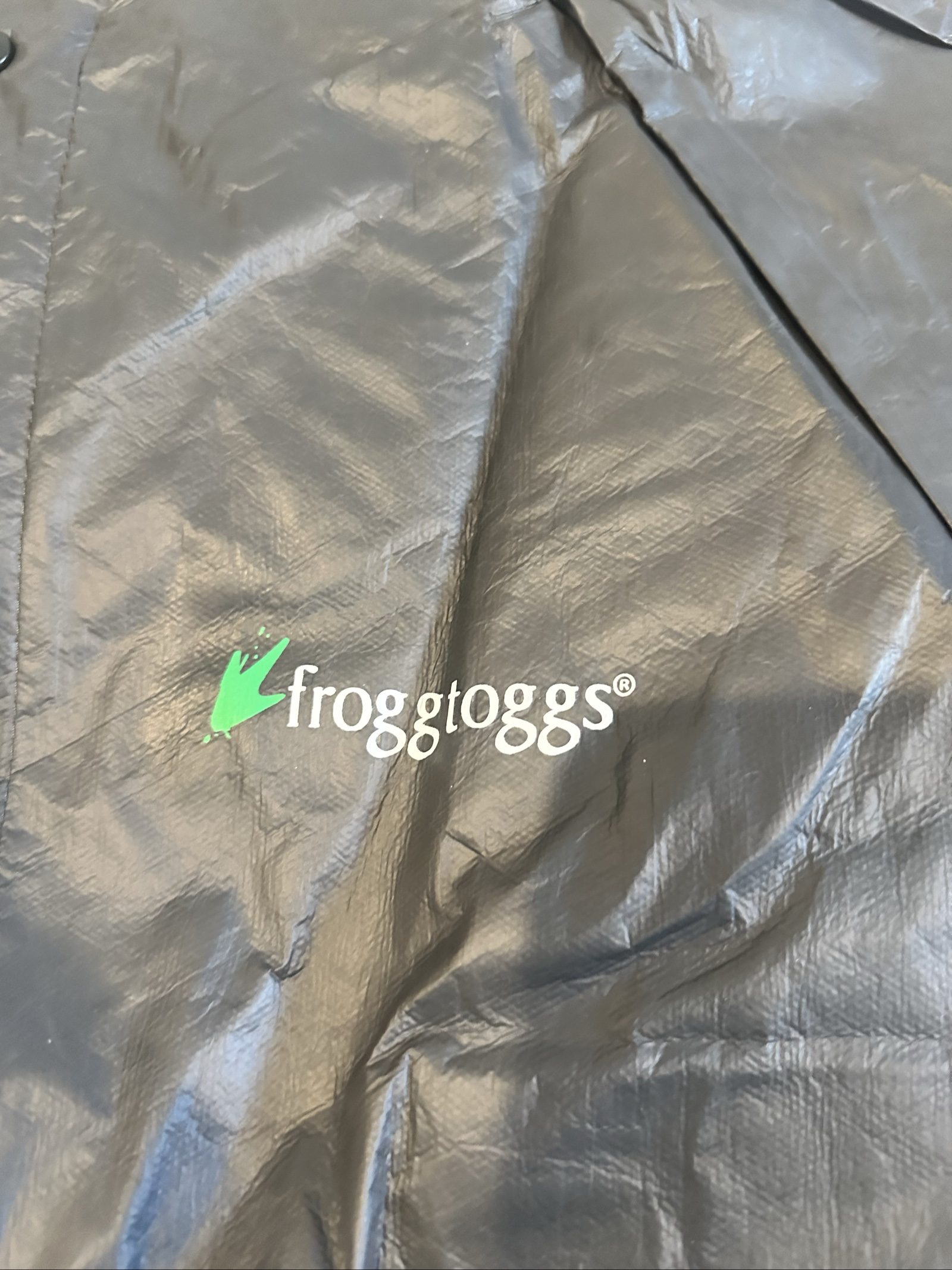 frogg toggs black rain jacket m/l waterproof image 2