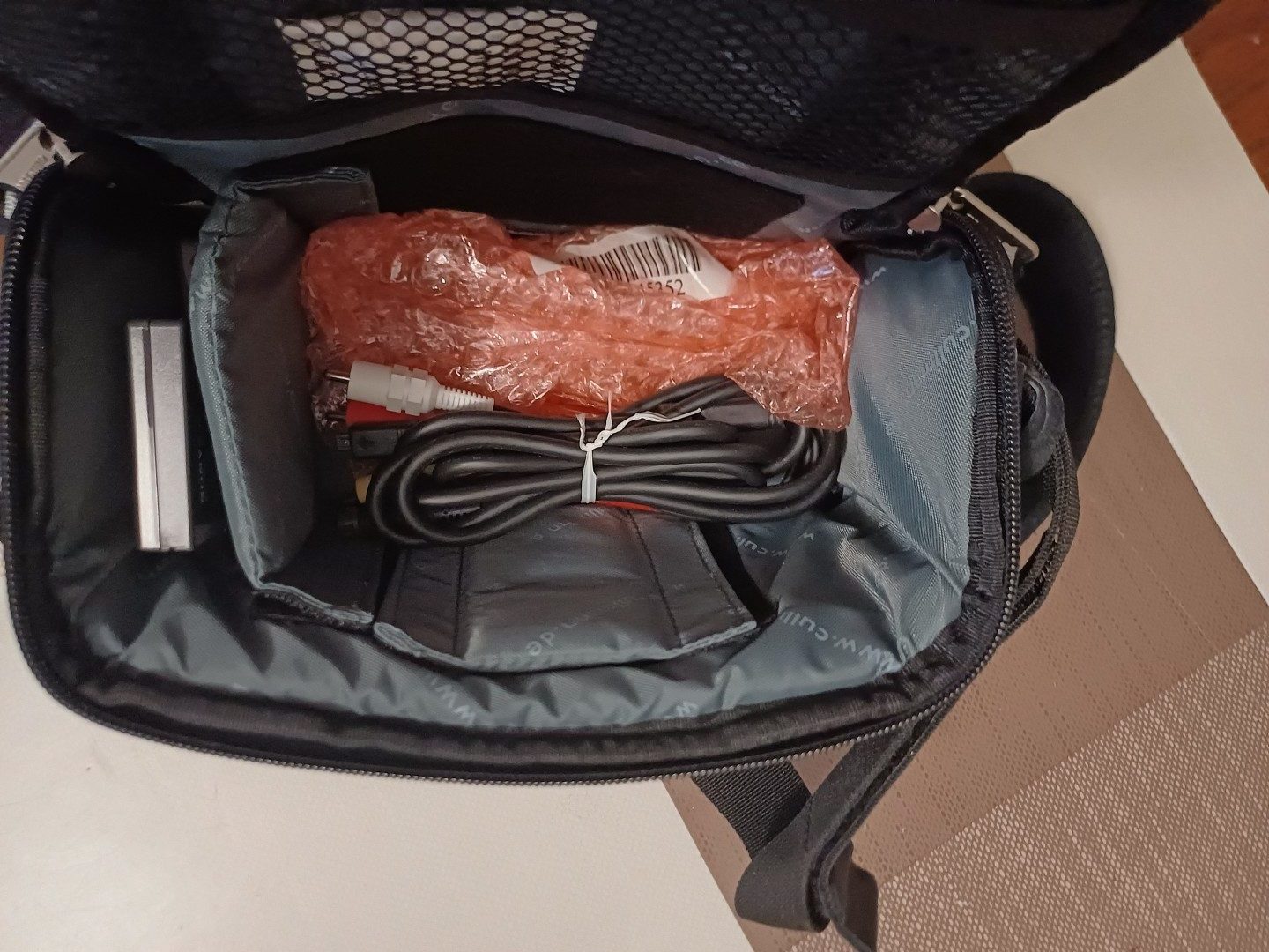 Sony Silver Digital Handycam IP Camcorder with Bag image 3