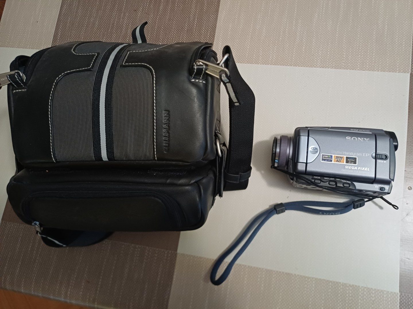 Sony Silver Digital Handycam IP Camcorder with Bag image 4