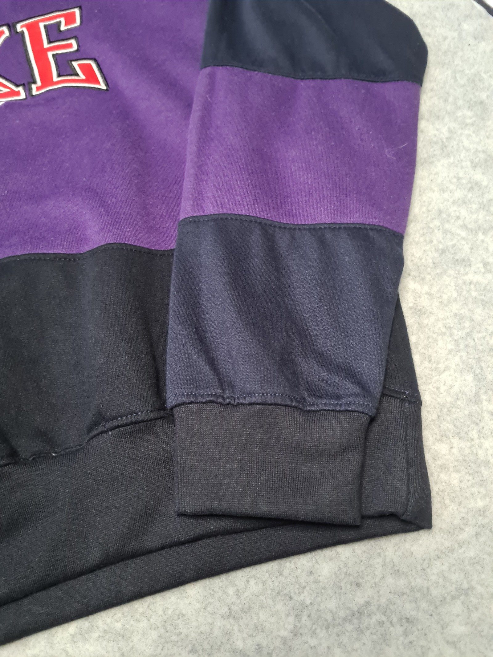 Nike Men’s Black Purple Colour Block Sweatshirt Medium Y2K 1165 image 3