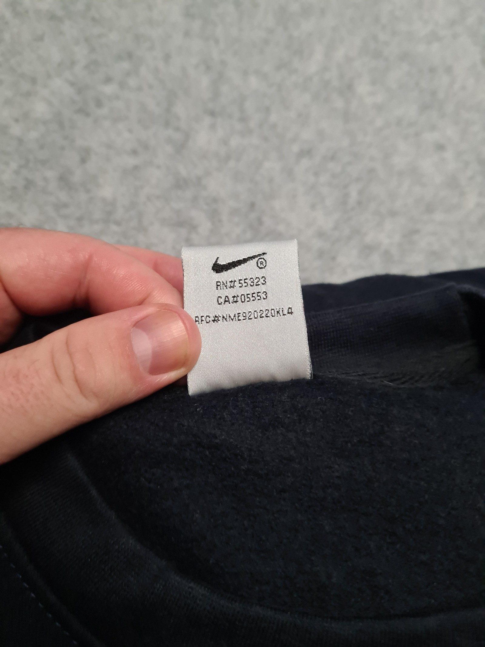 Nike Men’s Black Purple Colour Block Sweatshirt Medium Y2K 1165 image 9