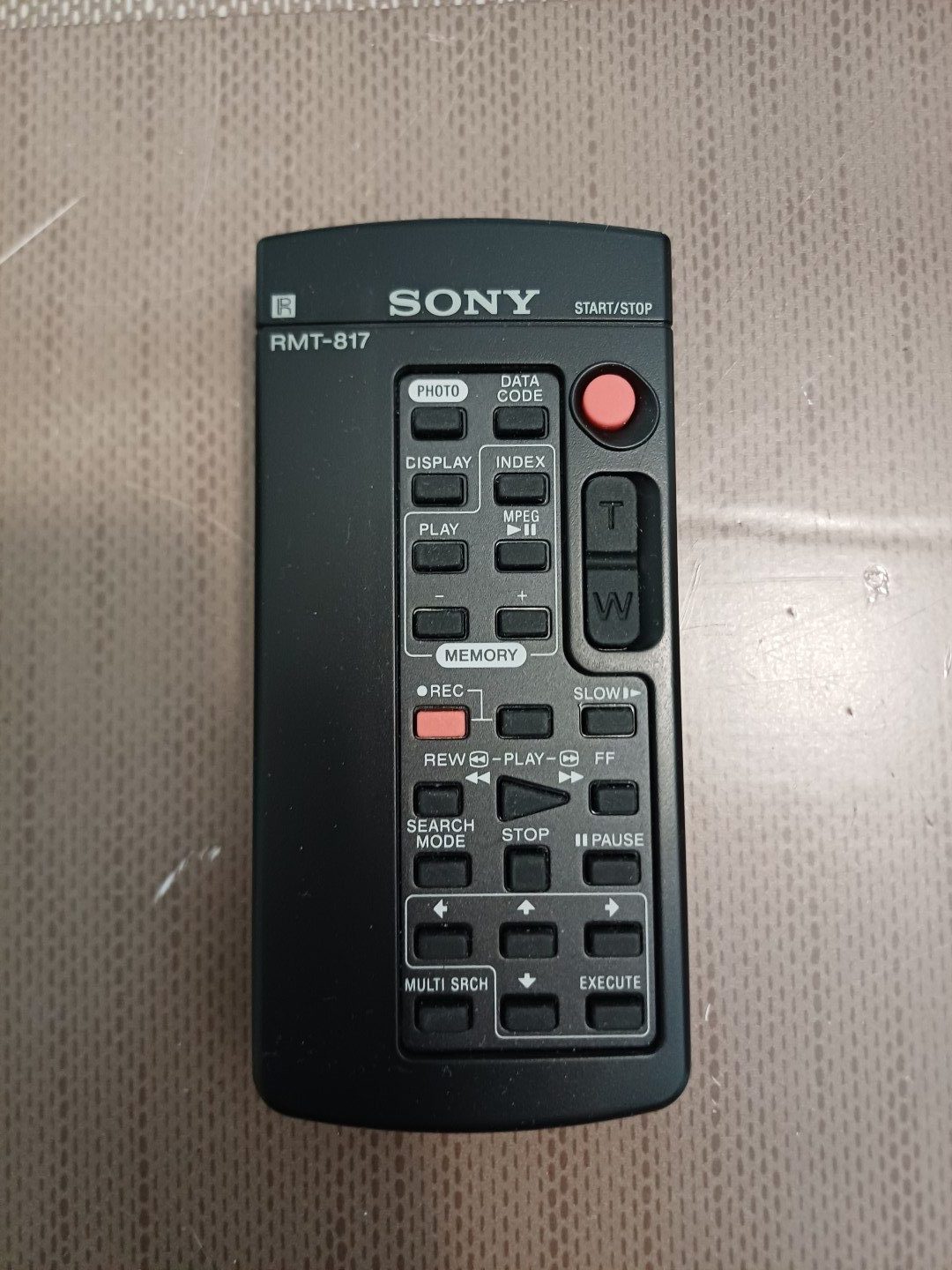 Sony Black EVI-D100CP Color Video Camera with Remote image 5