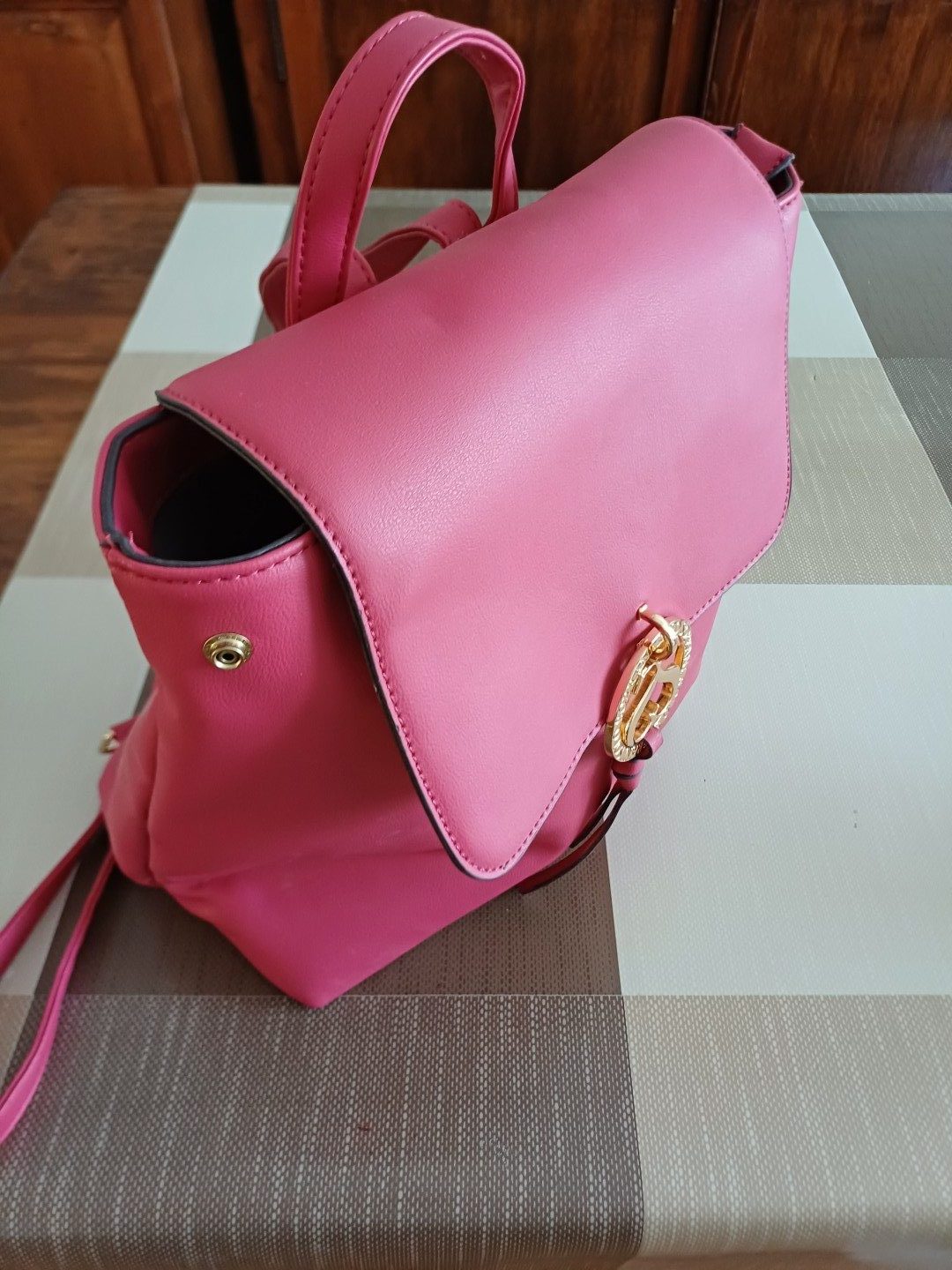 Sara Solonge Pink Faux Leather Backpack Bag image 2