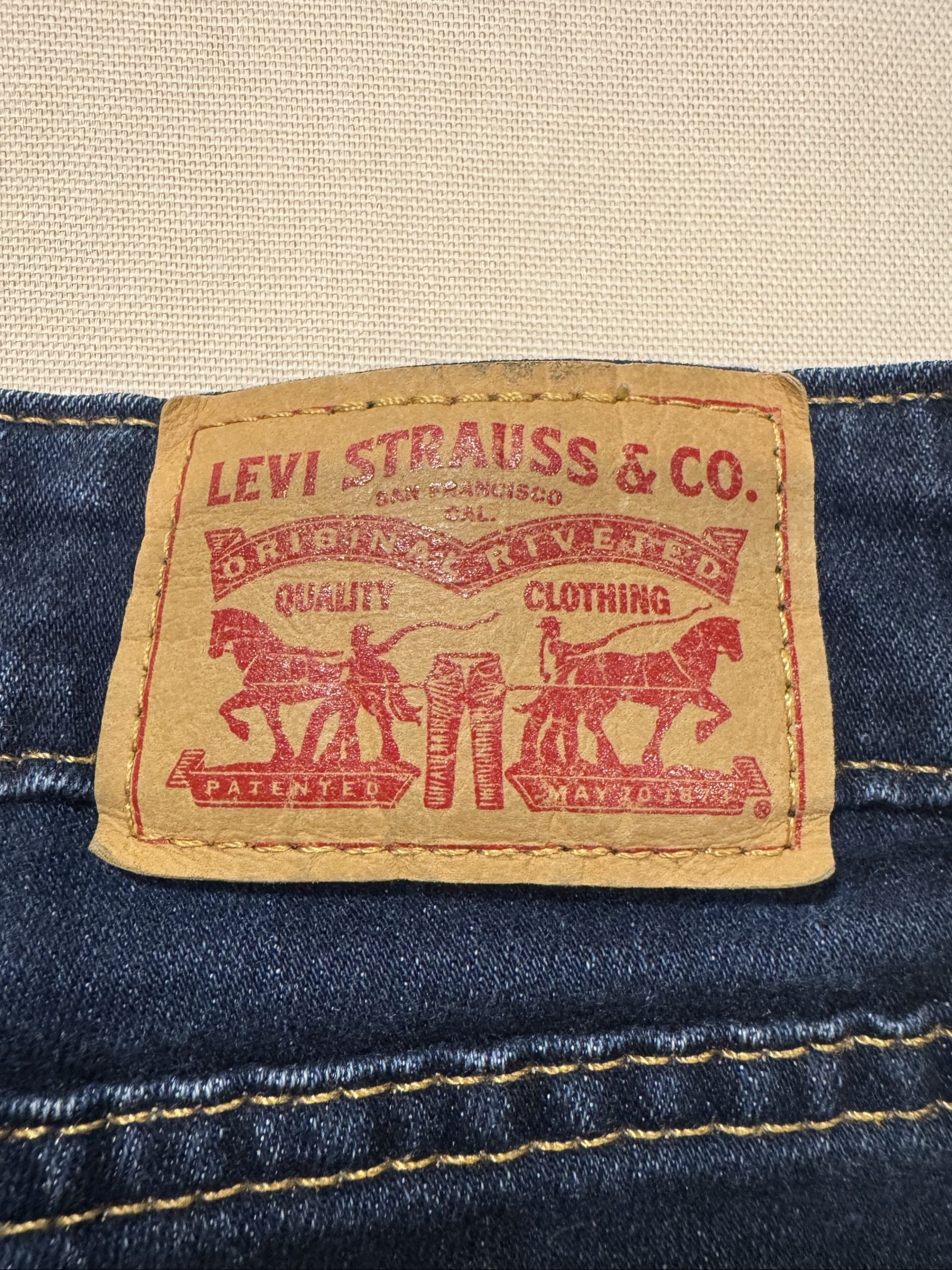 Women’s Levi’s 711 Skinny Jeans – Dark Wash Blue – 28 image 9