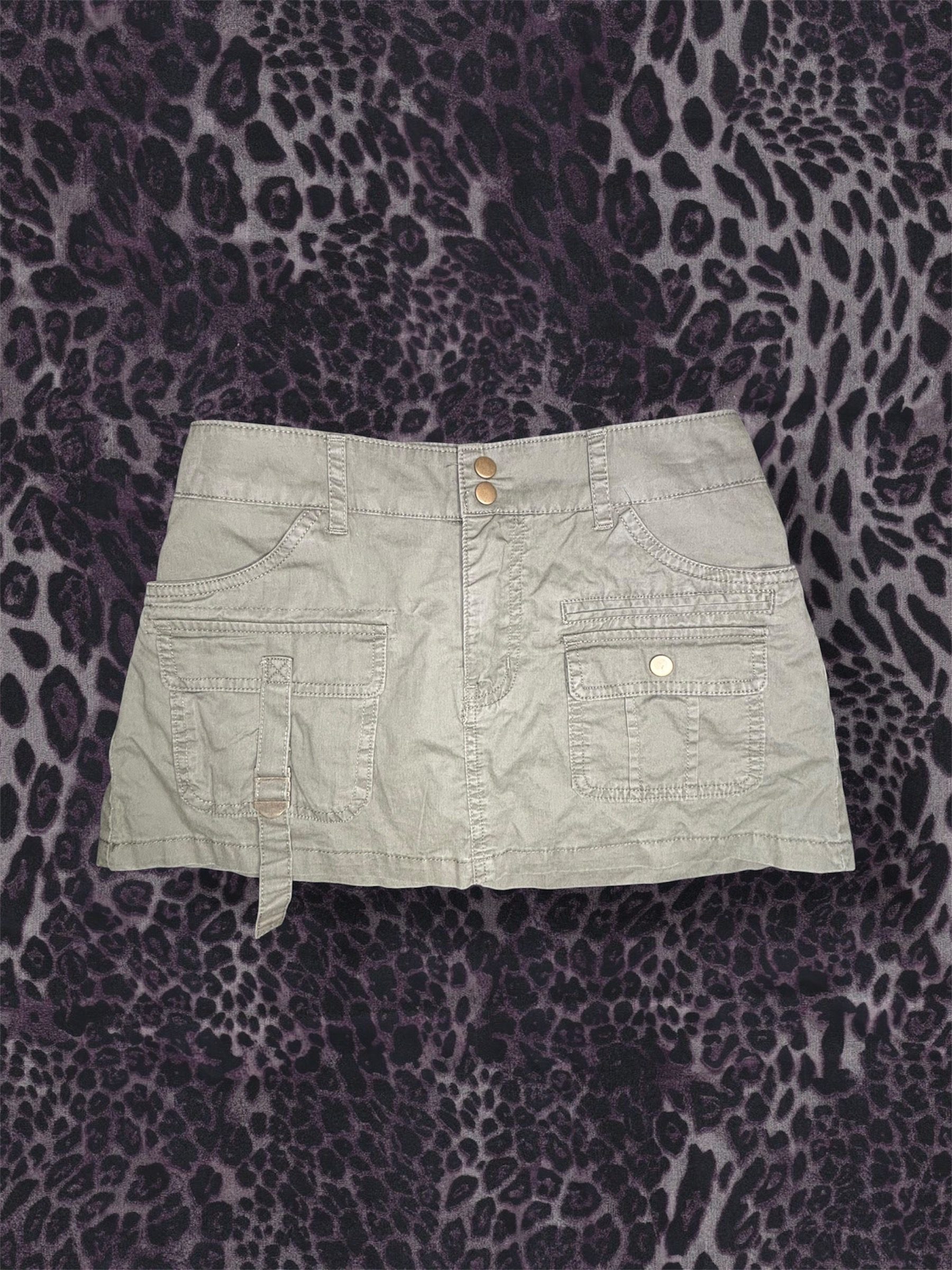 Witty Fox Women's Army Green Mini Skirt Med
