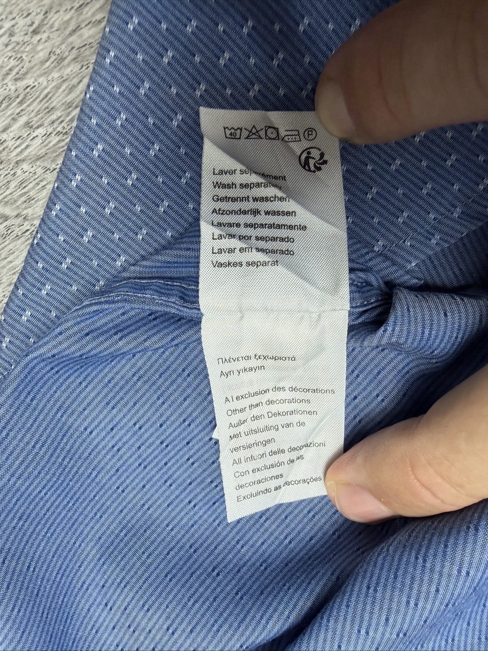 Lacoste Men's Blue Slim Fit Easy Care Shirt Large (1724) image 8