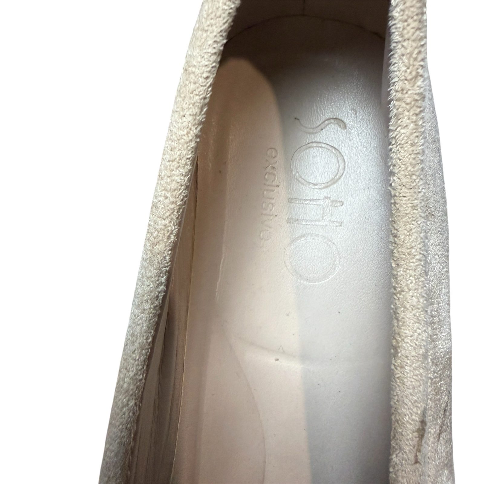 Soho Exclusive Womens Chunky Suede Look Loafers EU 39 Beige Slip On Shoes image 7