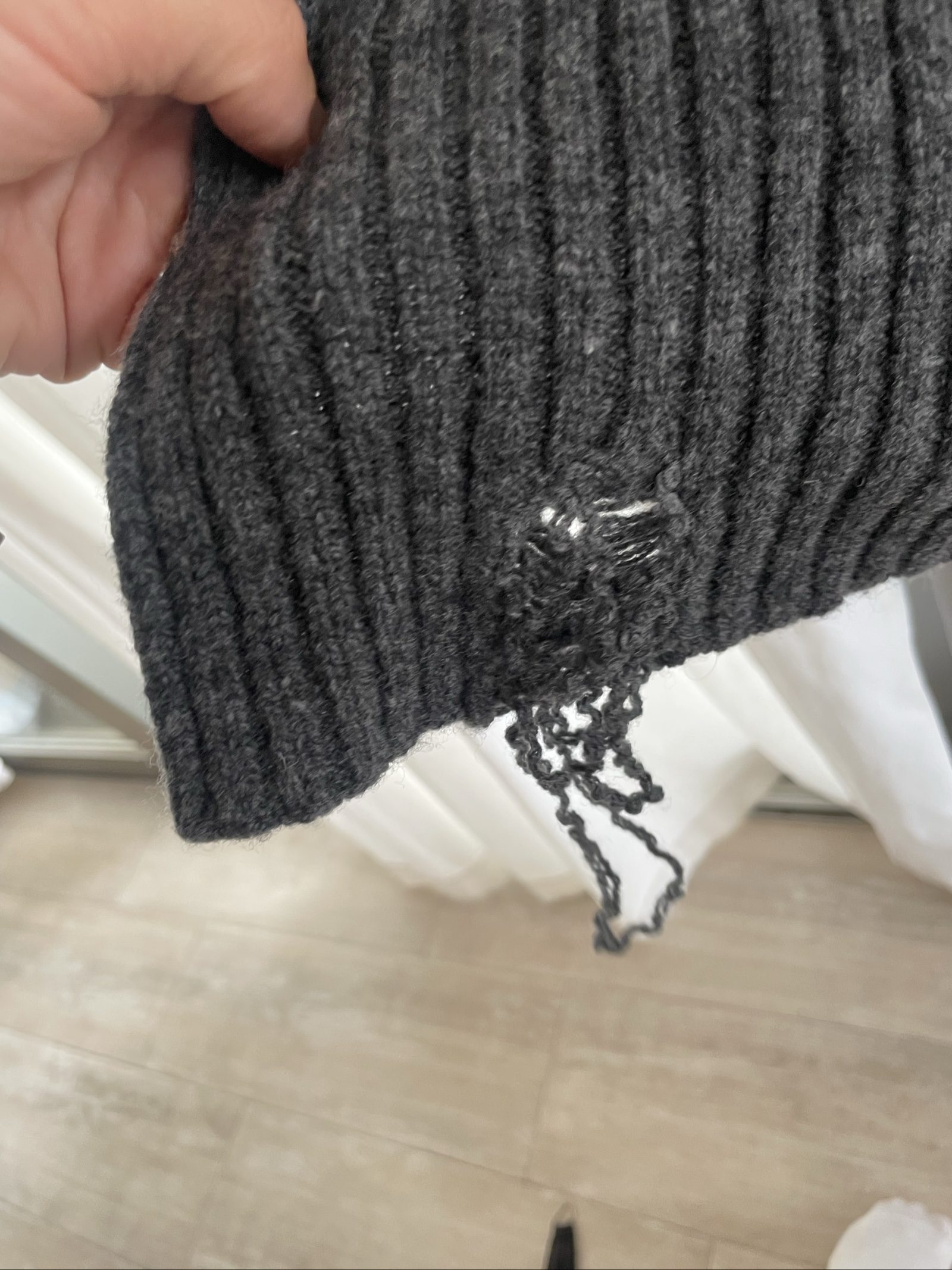 Maison Margiela Dark Grey Wool Scarf One Size with Frayed Damage image 3