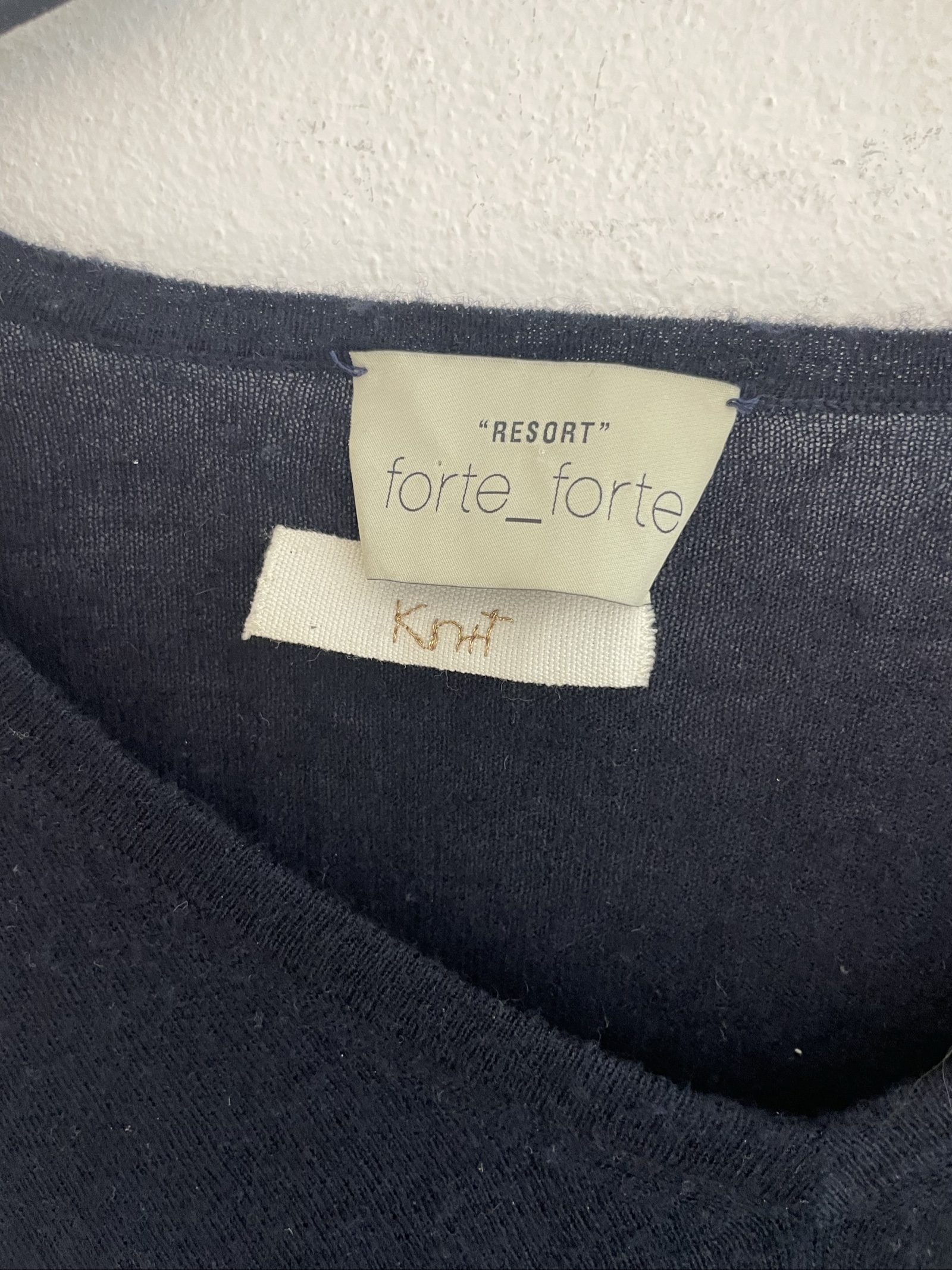 forte_forte Navy Blue Cashmere V-Neck Sweater Size II image 2
