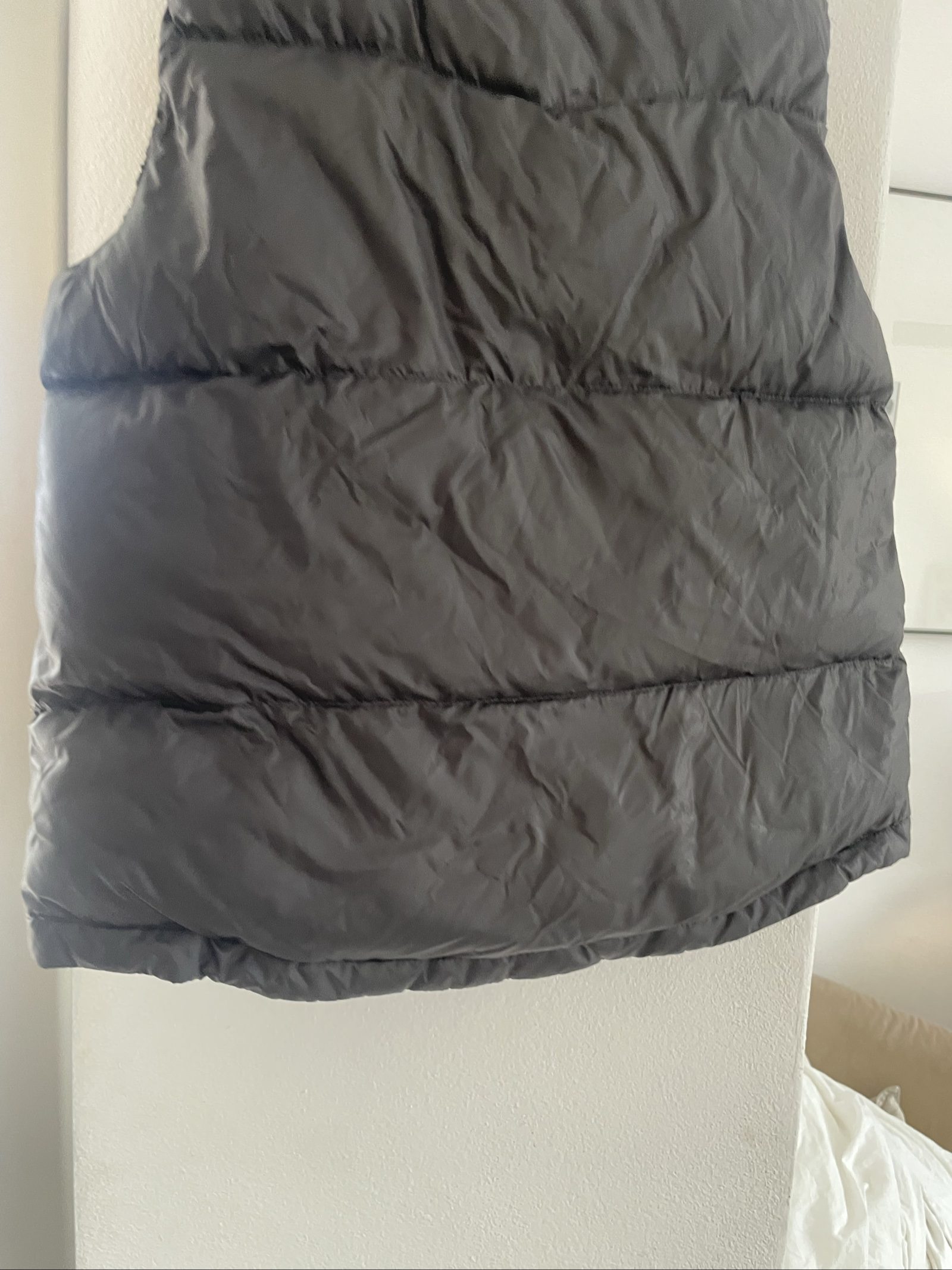 Finger in the Nose Black Puffer Down Vest XXL image 4