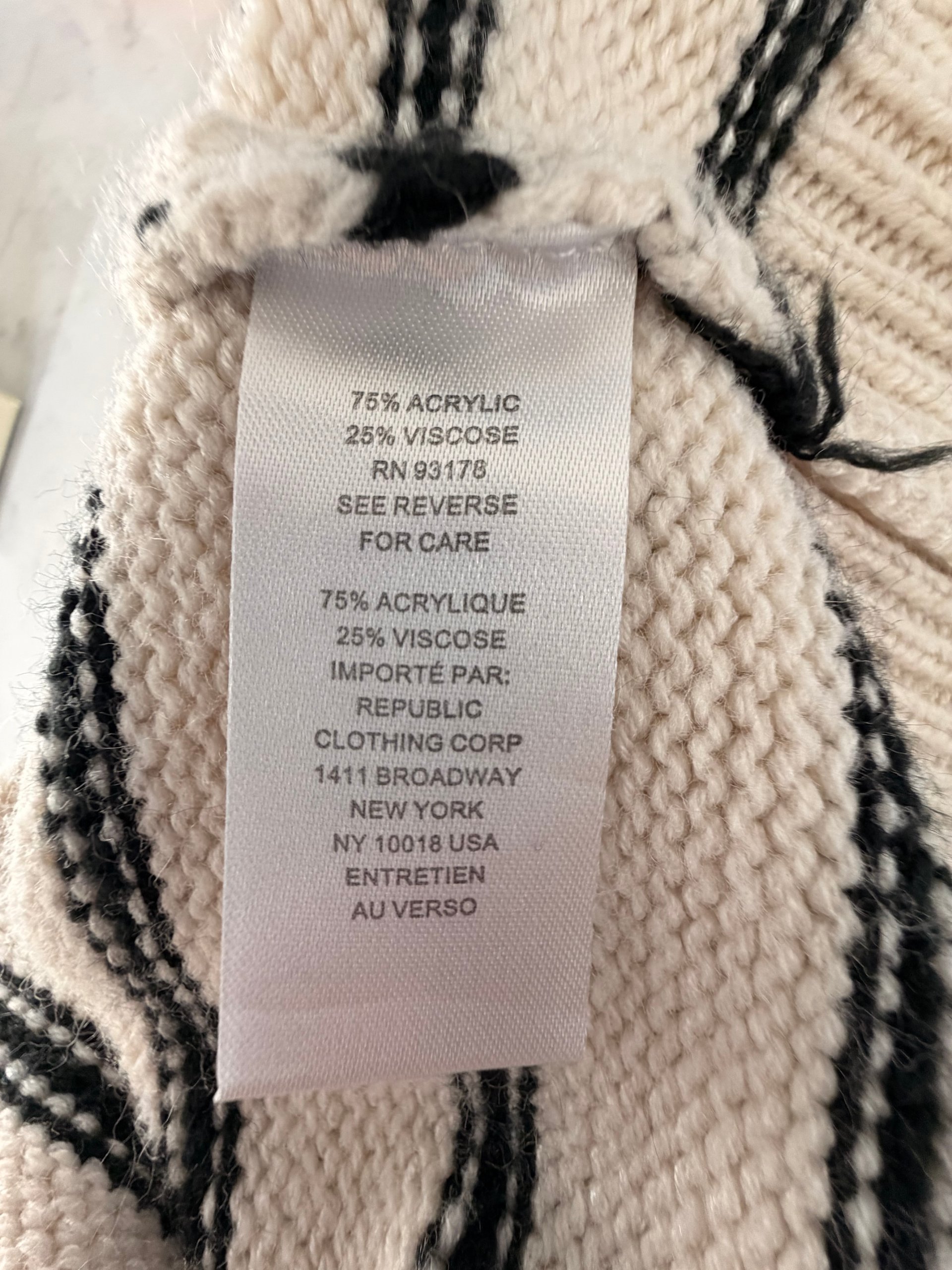 Tahari Beige & Black Stripe Blend Sweater Size Medium image 10
