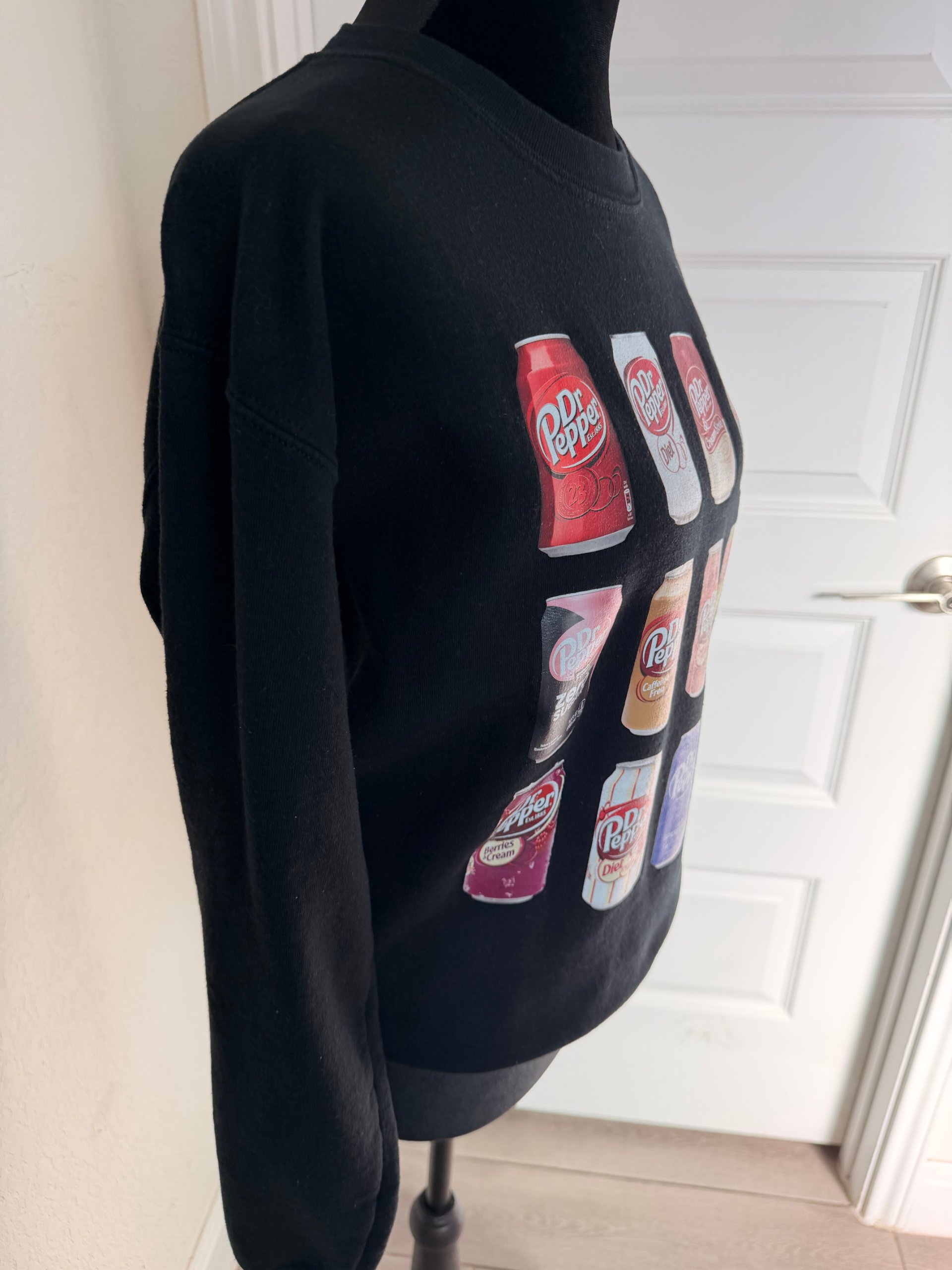 Black Dr Pepper Graphic Sweatshirt Small Cotton Blend image 2