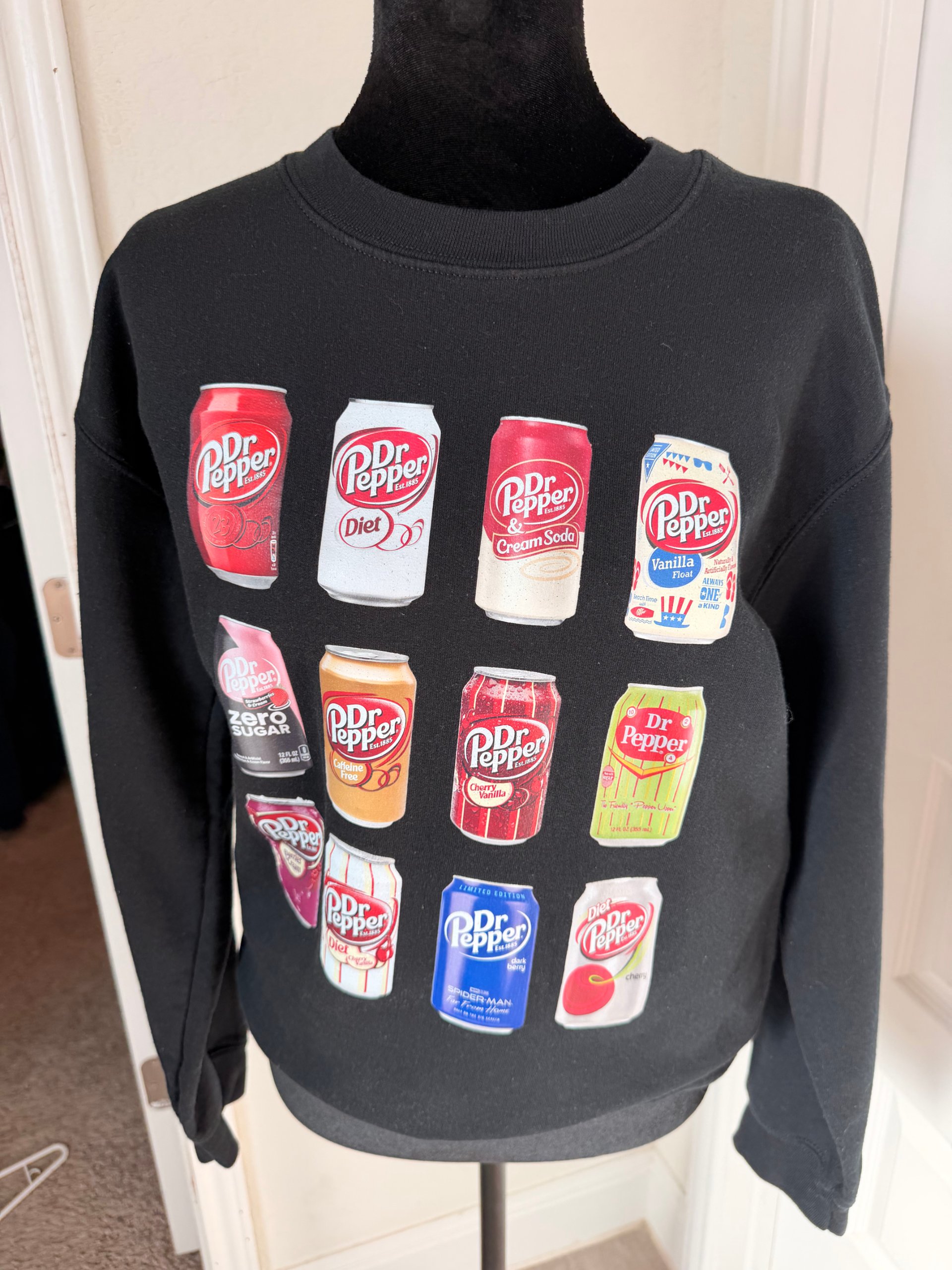 Black Dr Pepper Graphic Sweatshirt Small Cotton Blend image 3