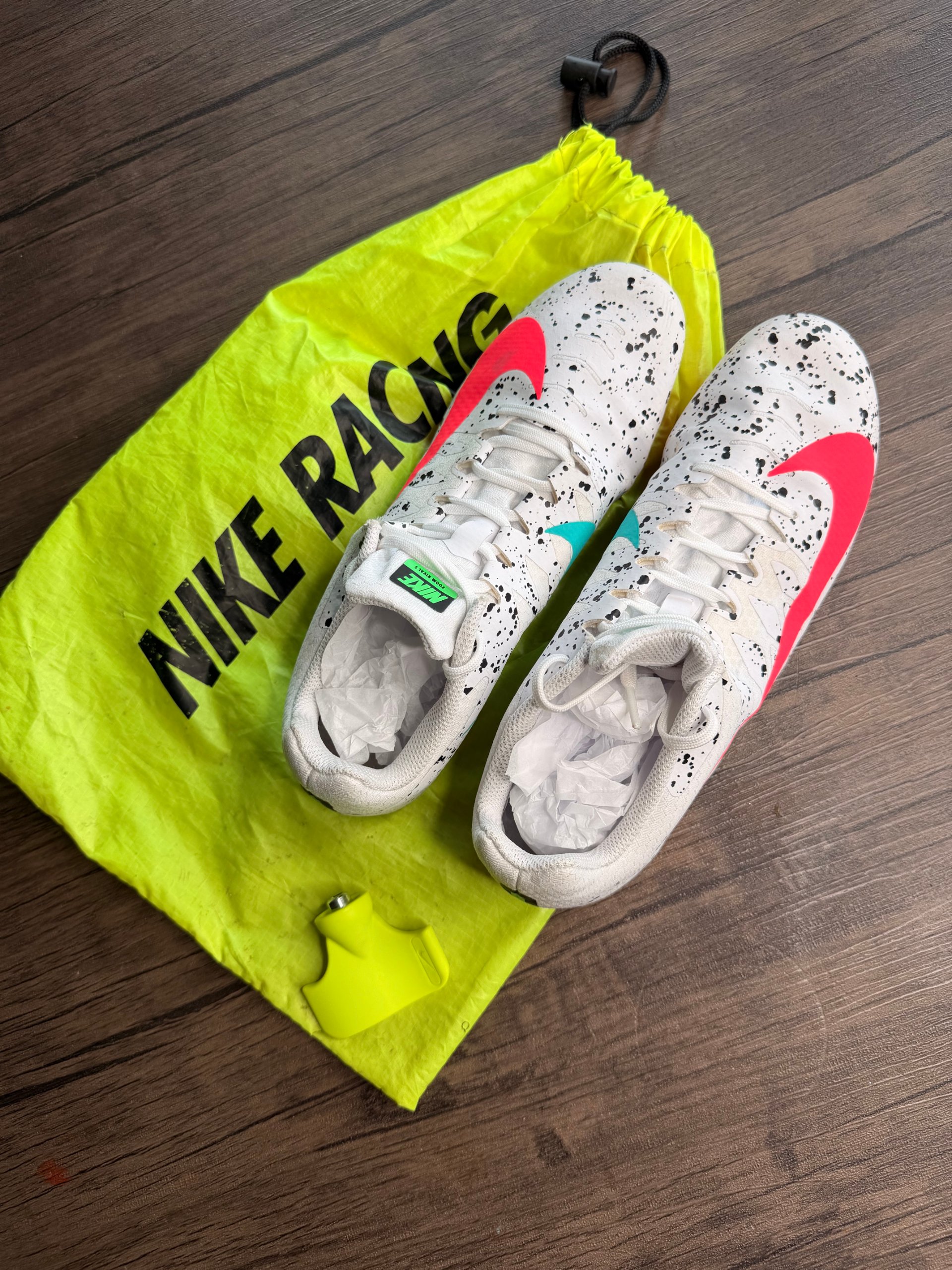 Nike White & Red & Teal speckled Racing Spike Shoes US 8 image 2