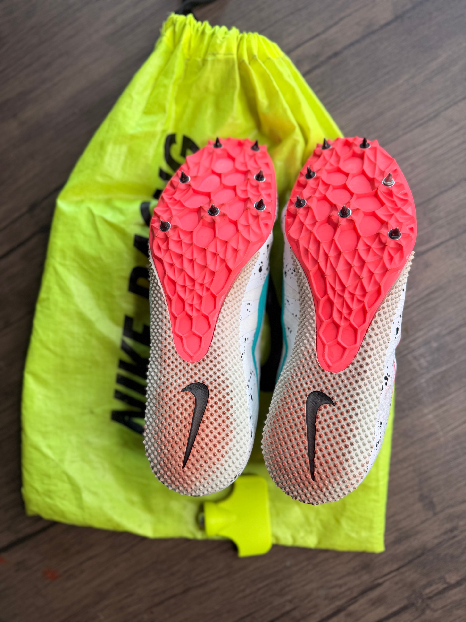 Nike White & Red & Teal speckled Racing Spike Shoes US 8 image 8