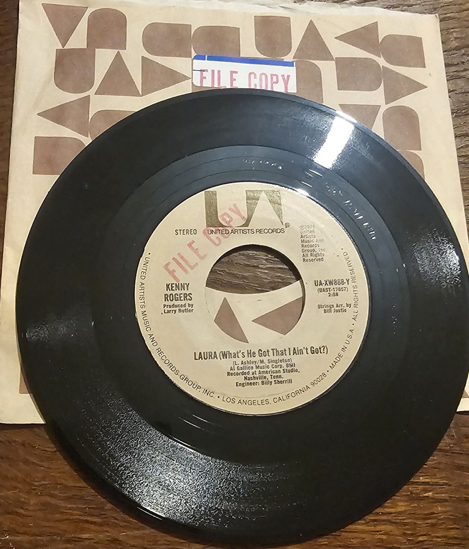 Kenny Rogers Laura PROMO United Artists UA-XW868 7" Vinyl Single