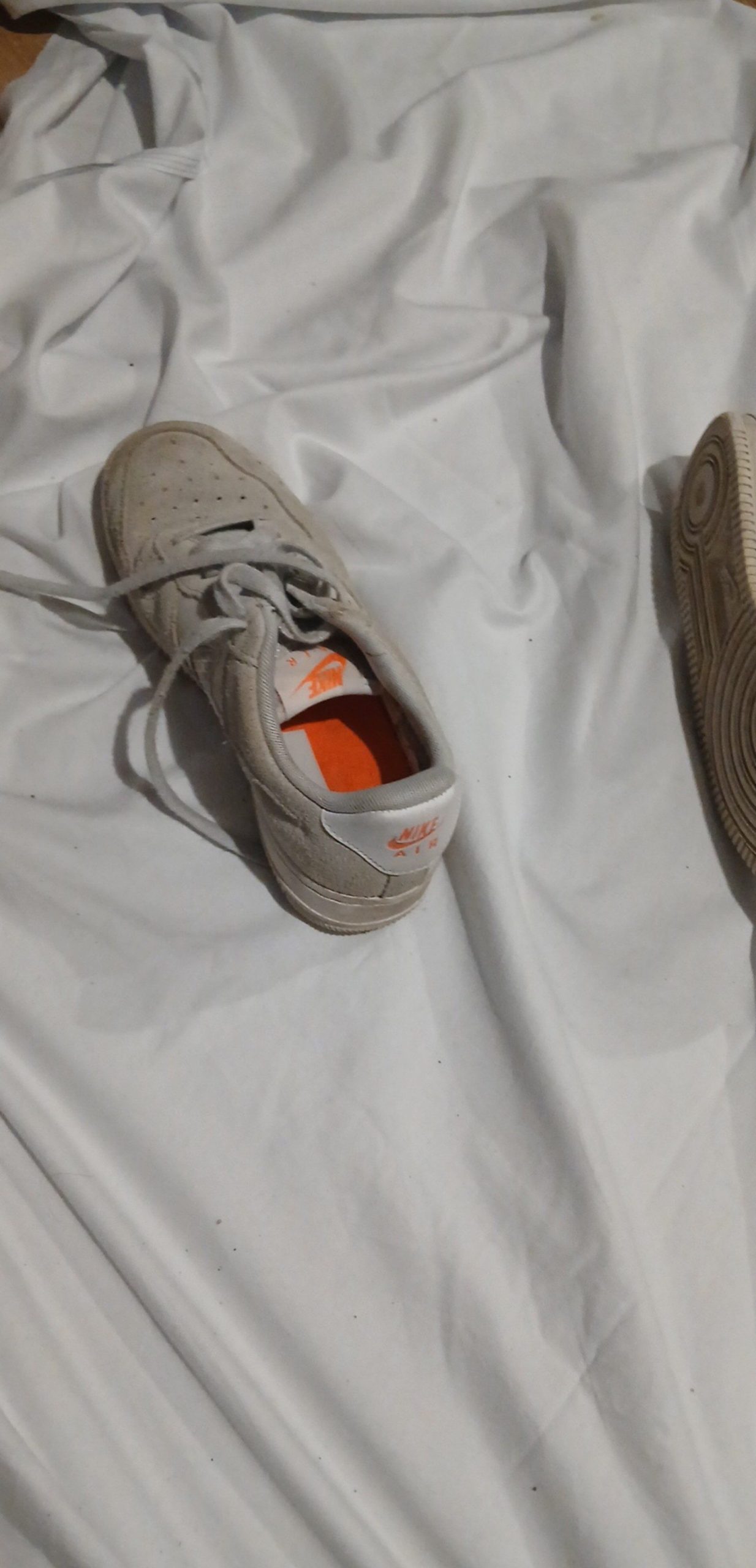 Nike Men Grey & White Suede Air Sneakers