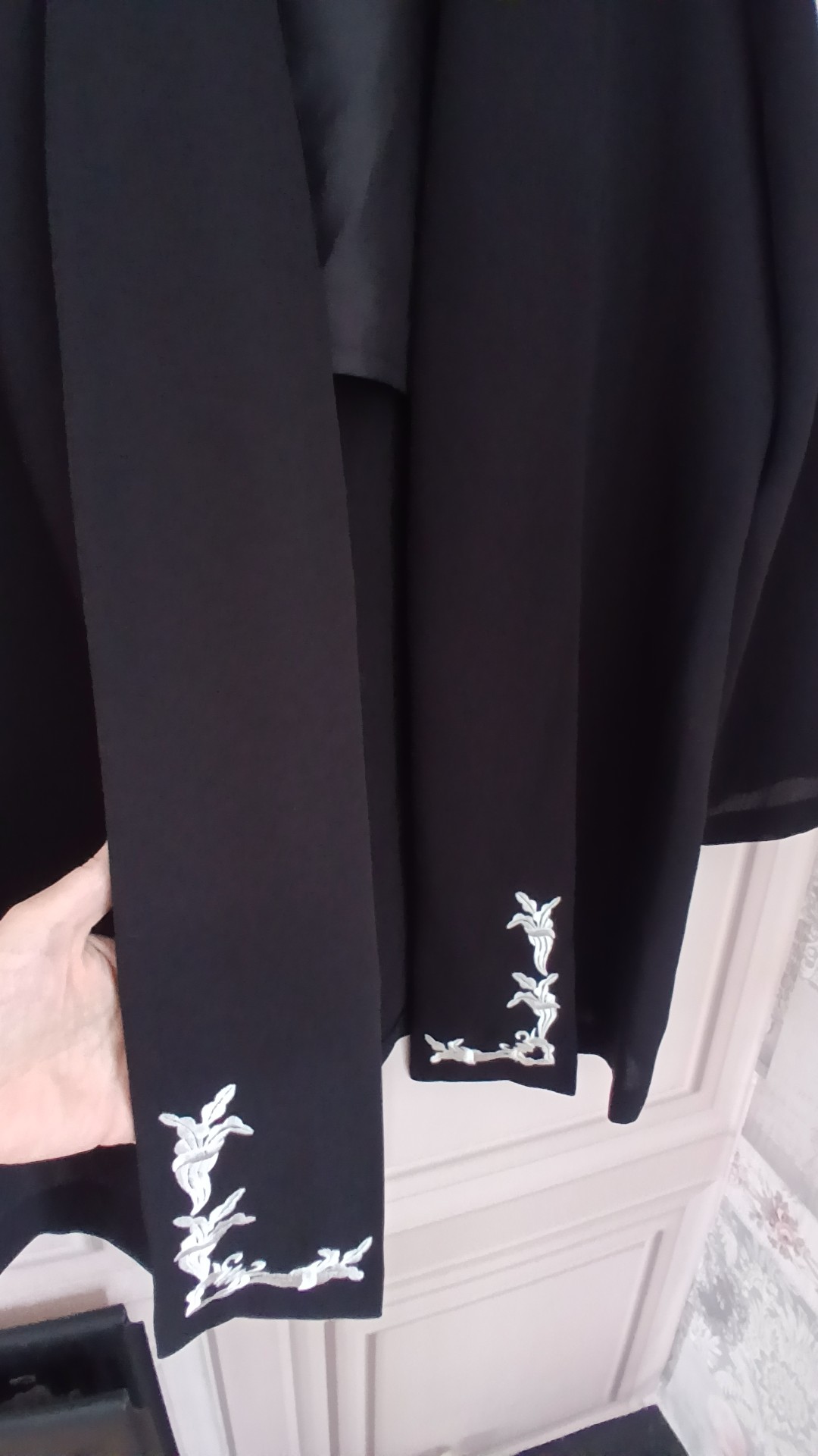 Mark Angelo Black Embroidered Open Front Jacket Size 18 image 4