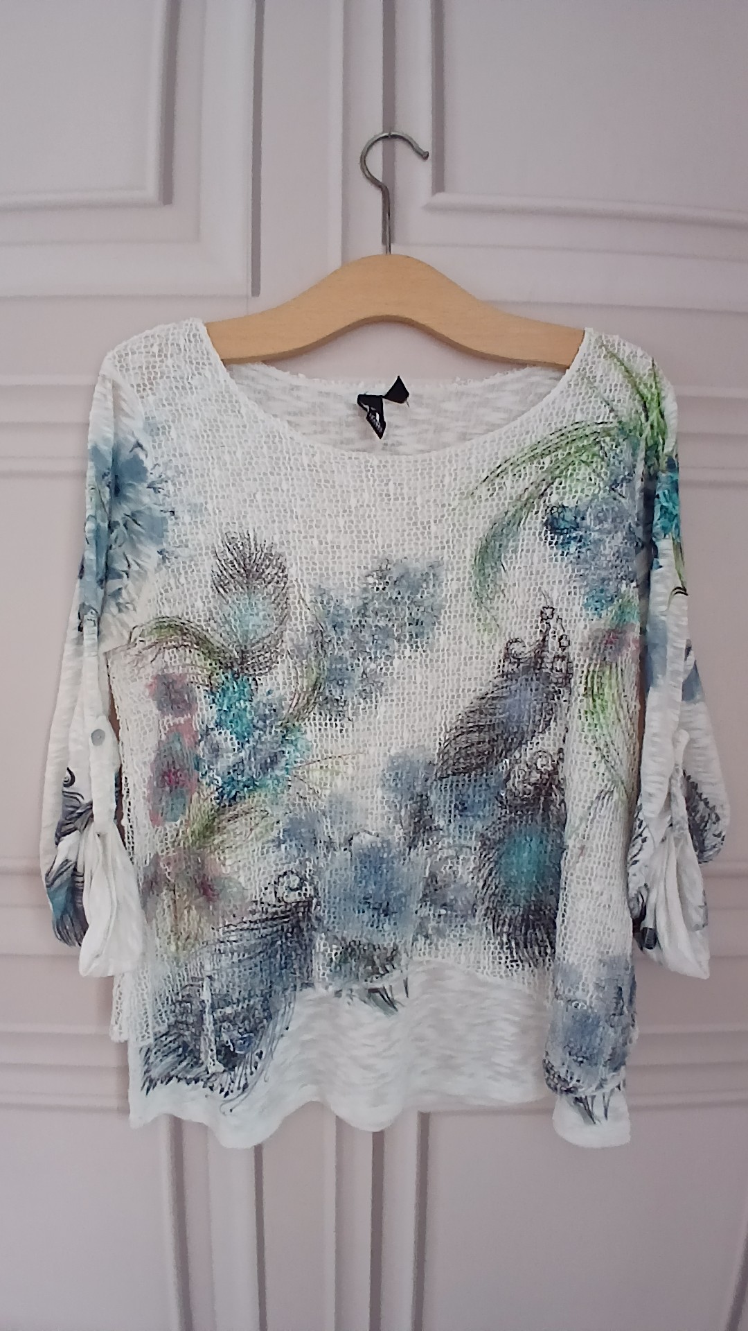 Izabel London White Floral Knit Sequin Top, Roll Tab Sleeve UK 8/10