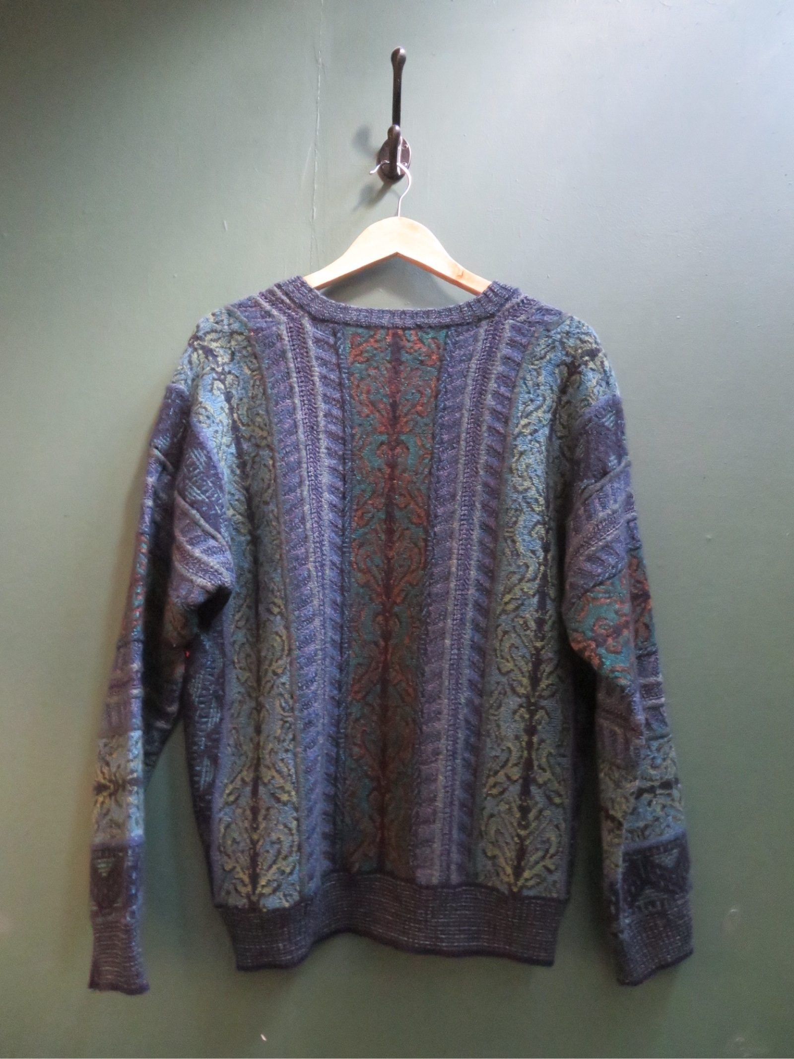 College by Marcazzani Multicolour V-Neck Wool Jumper image 4