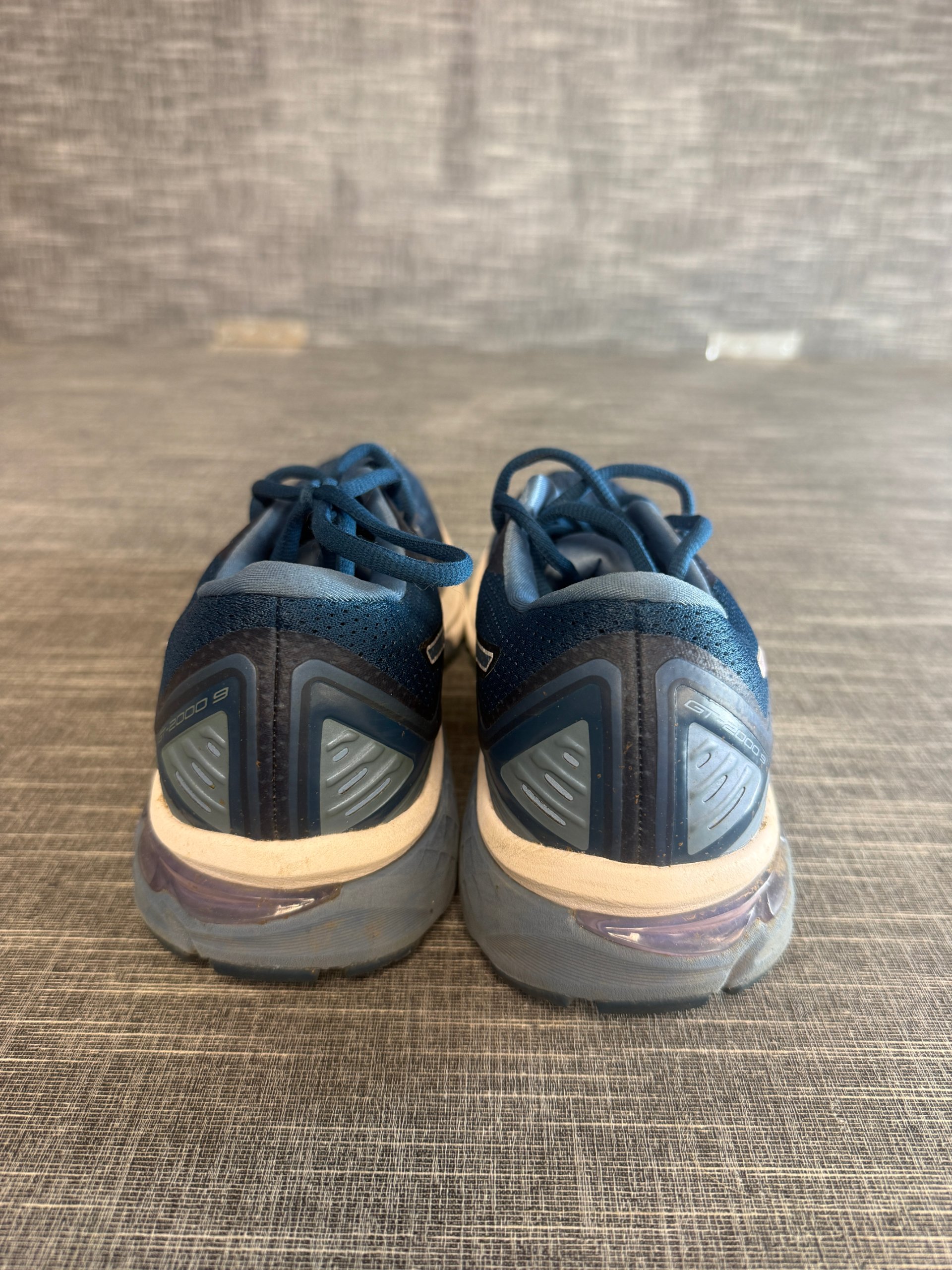ASICS GT-2000 Men's Running Shoes UK 9 Navy Blue FlyteFoam image 2
