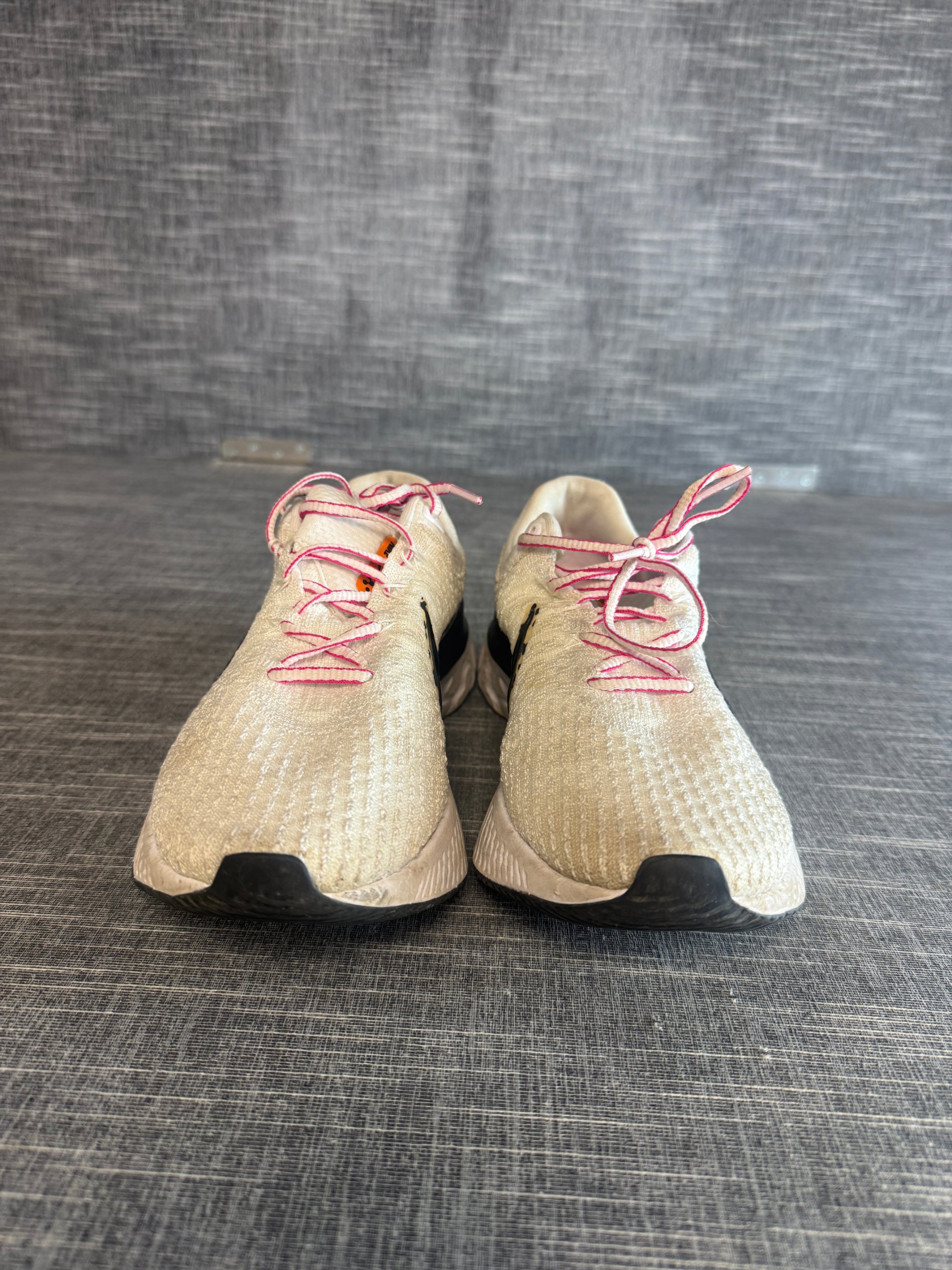 Nike Women's React Leopard Print Running Shoes UK 7 Cream & Black image 5